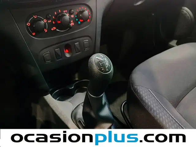 Dacia Sandero view 5