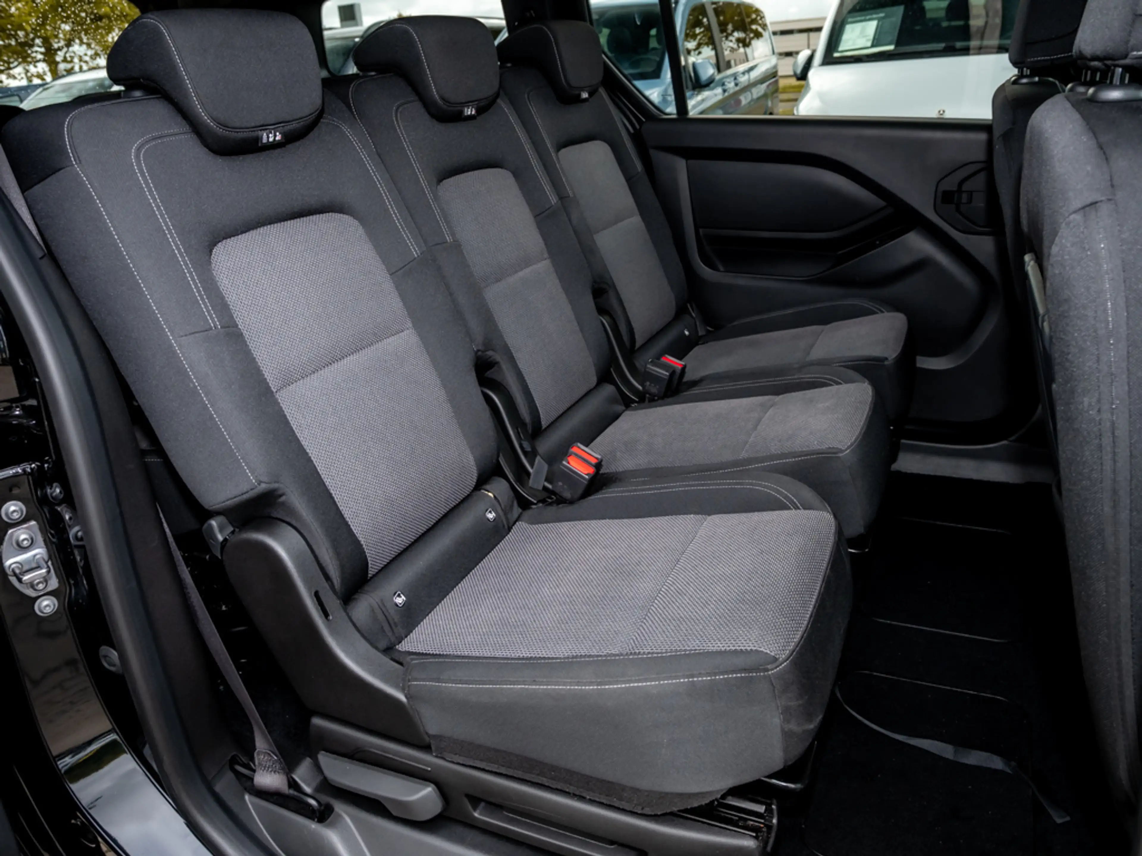 Mercedes-Benz Citan 113 TOURER LANG 7 SITZE LED MBUX KAMERA — photo 13
