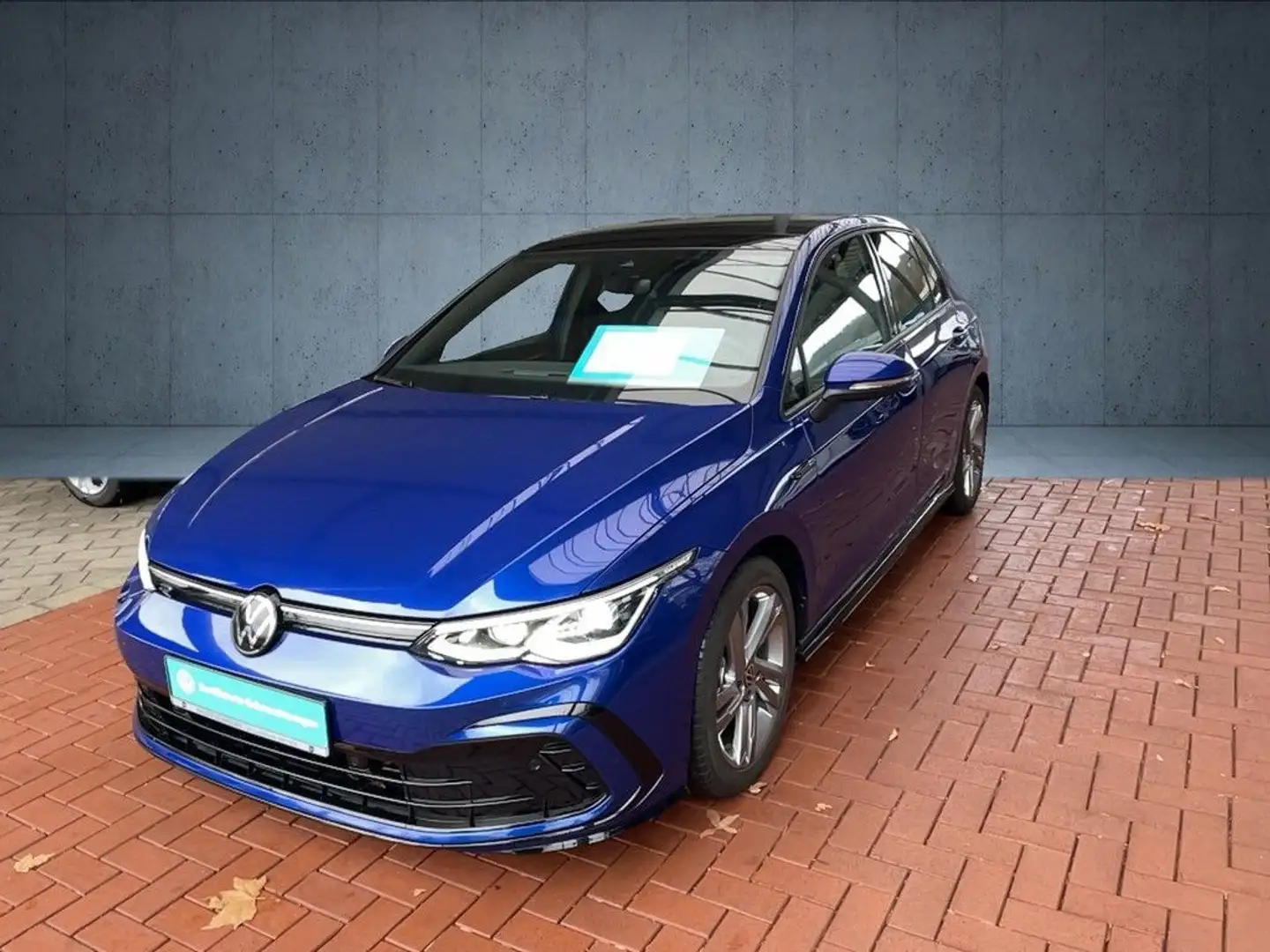 Volkswagen Golf VIII 1.5 TSI R-Line Navi IQ.Light AHK Pano Blau - 2