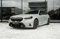 BMW M5 TOURING 4.4 V8 Hybrid 41Co2 B&W Carbon Ventilation Grijs - thumbnail 1