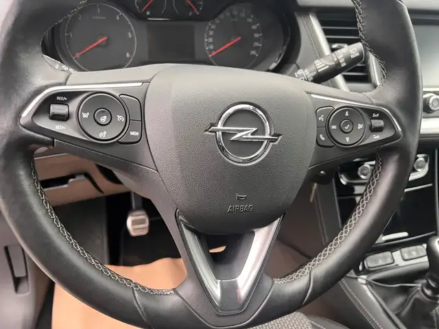 Opel Grandland X view 15