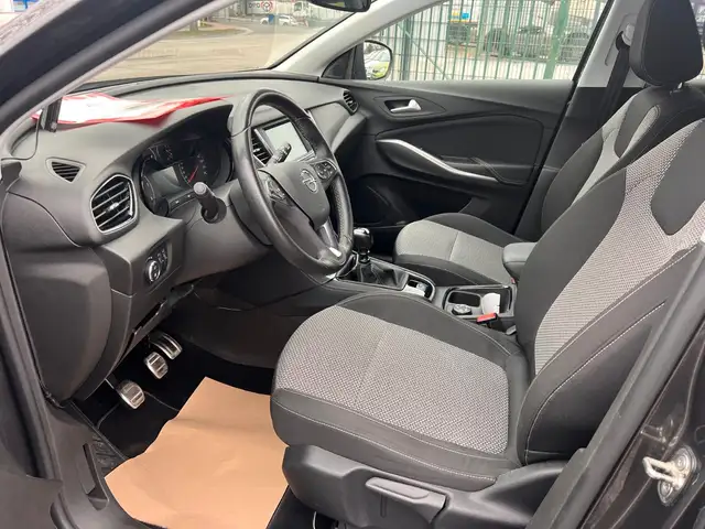 Opel Grandland X view 7