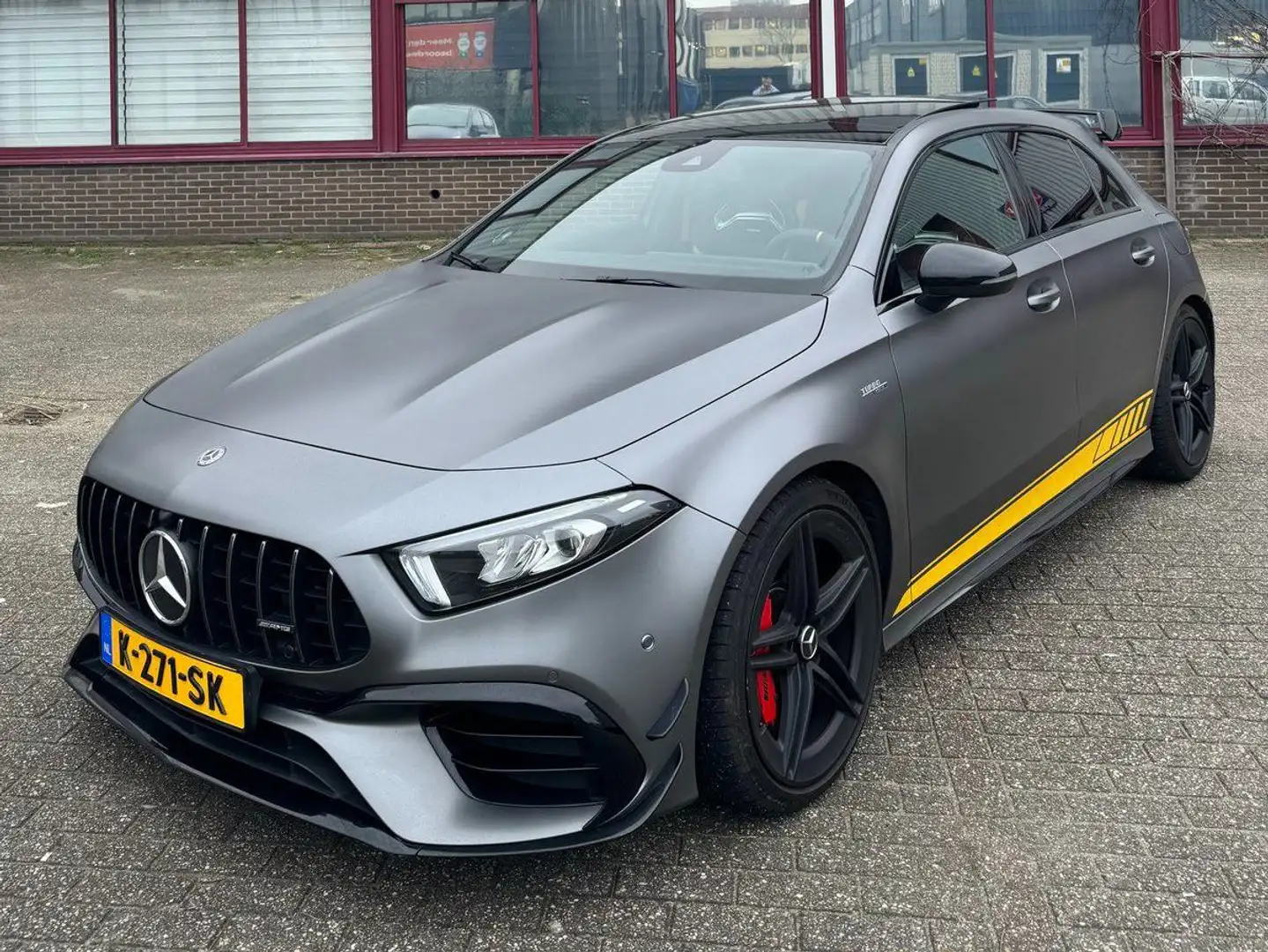 Mercedes-Benz A 45 AMG A45 S 4M+ Ed1 Grijs - 1