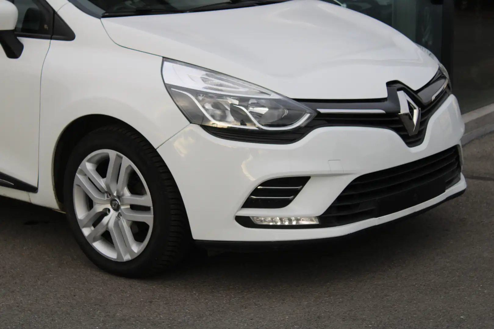 Renault Clio 0.9 TCe-NAVI-AIRCO-BLUETOOTH-PARKEERSENSOREN-USB Blanco - 2
