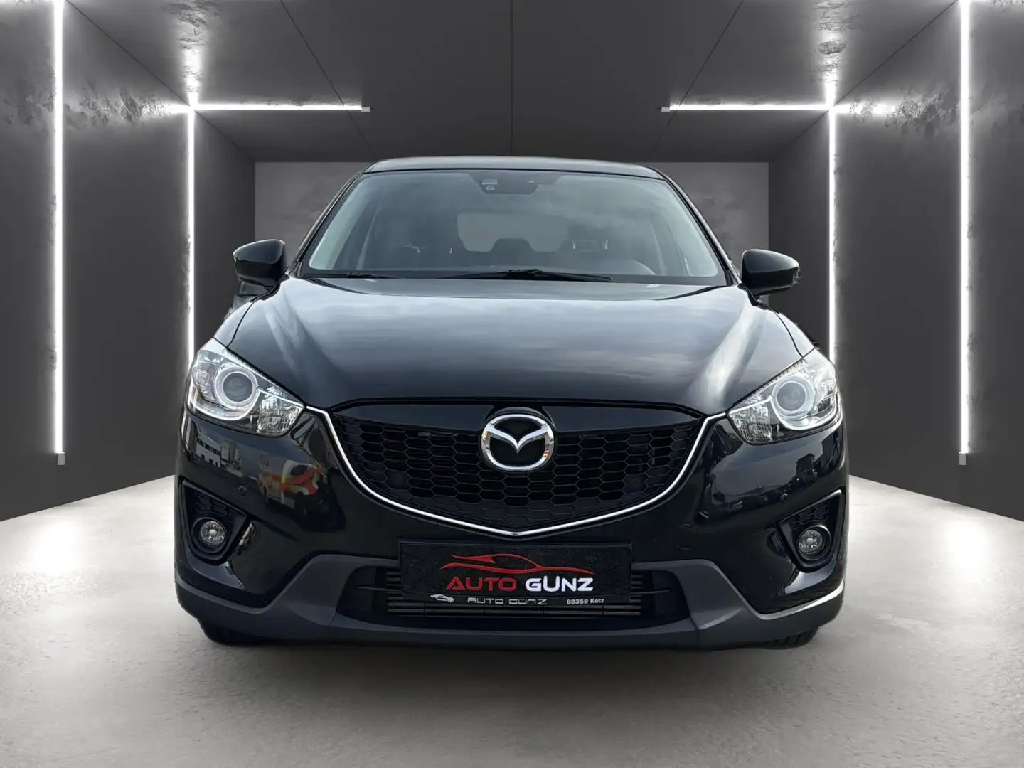 Mazda CX-5 2.2 Center-Line 2WD Schwarz - 2