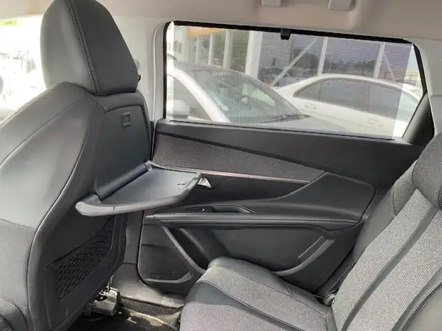 Peugeot 5008 view 7