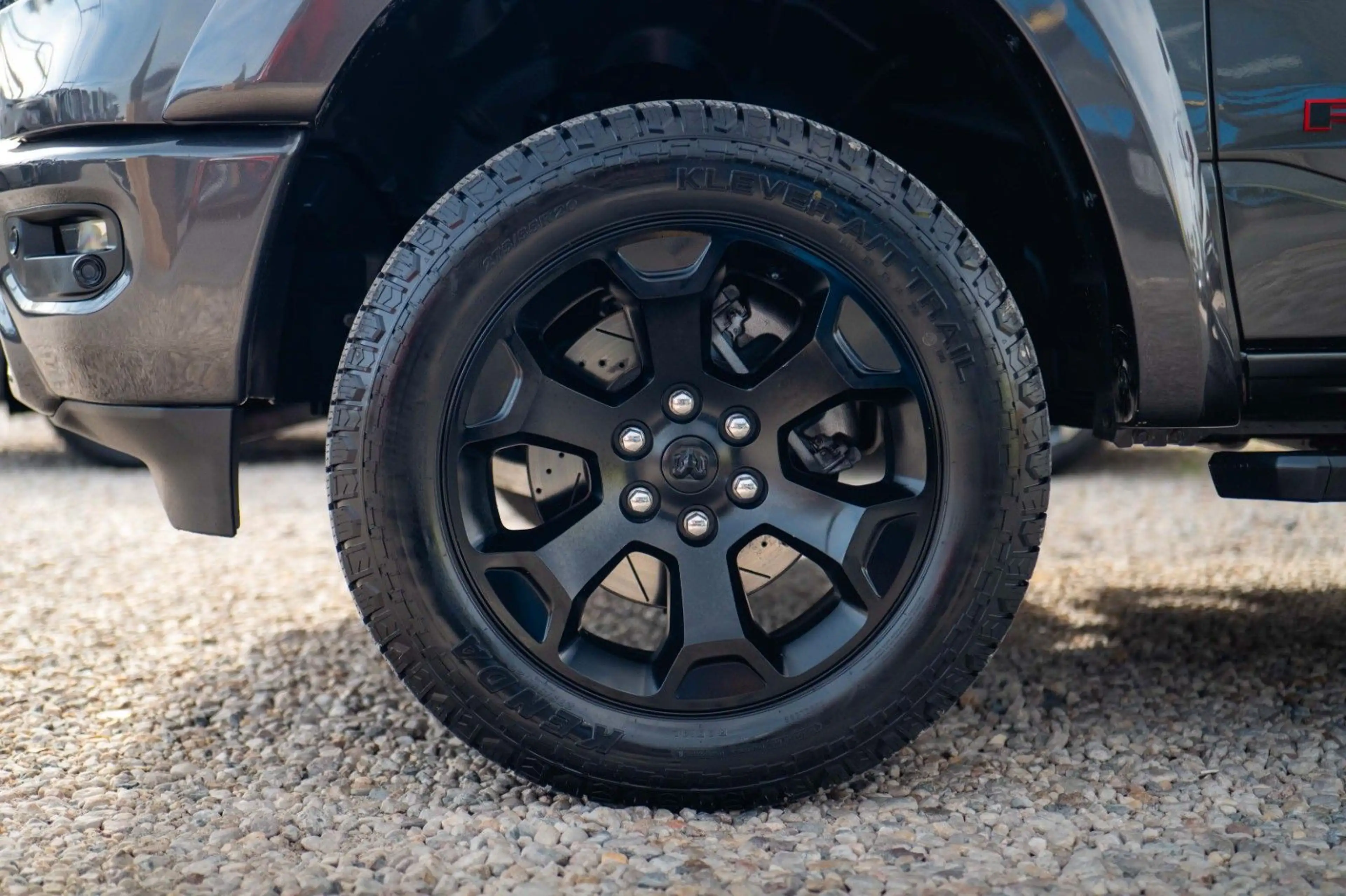 Dodge RAM 5.7 V8 HEMI 4x4 OFFROAD NightPaket AXLE LOCK — photo 7