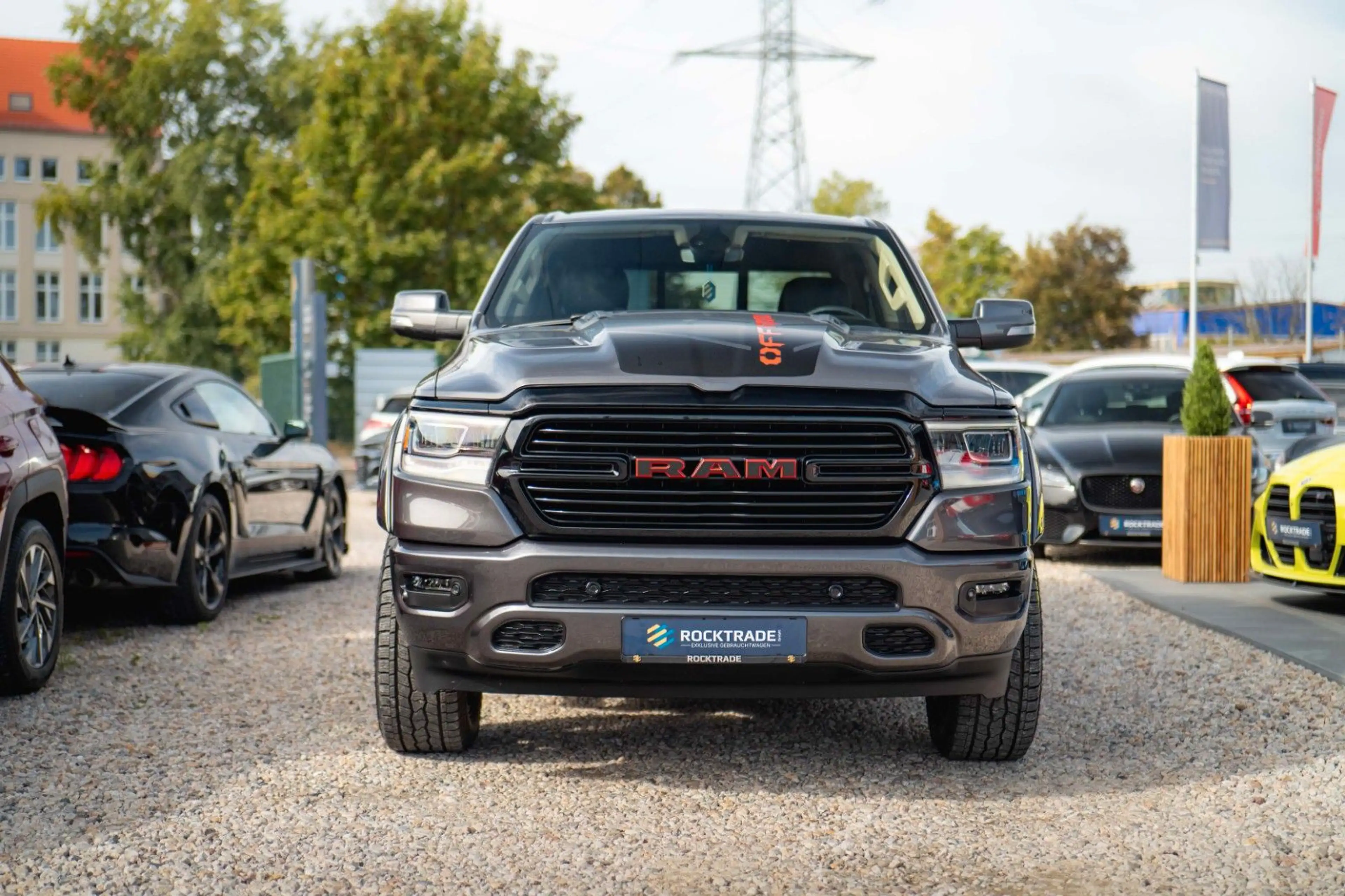 Dodge RAM 5.7 V8 HEMI 4x4 OFFROAD NightPaket AXLE LOCK — photo 2