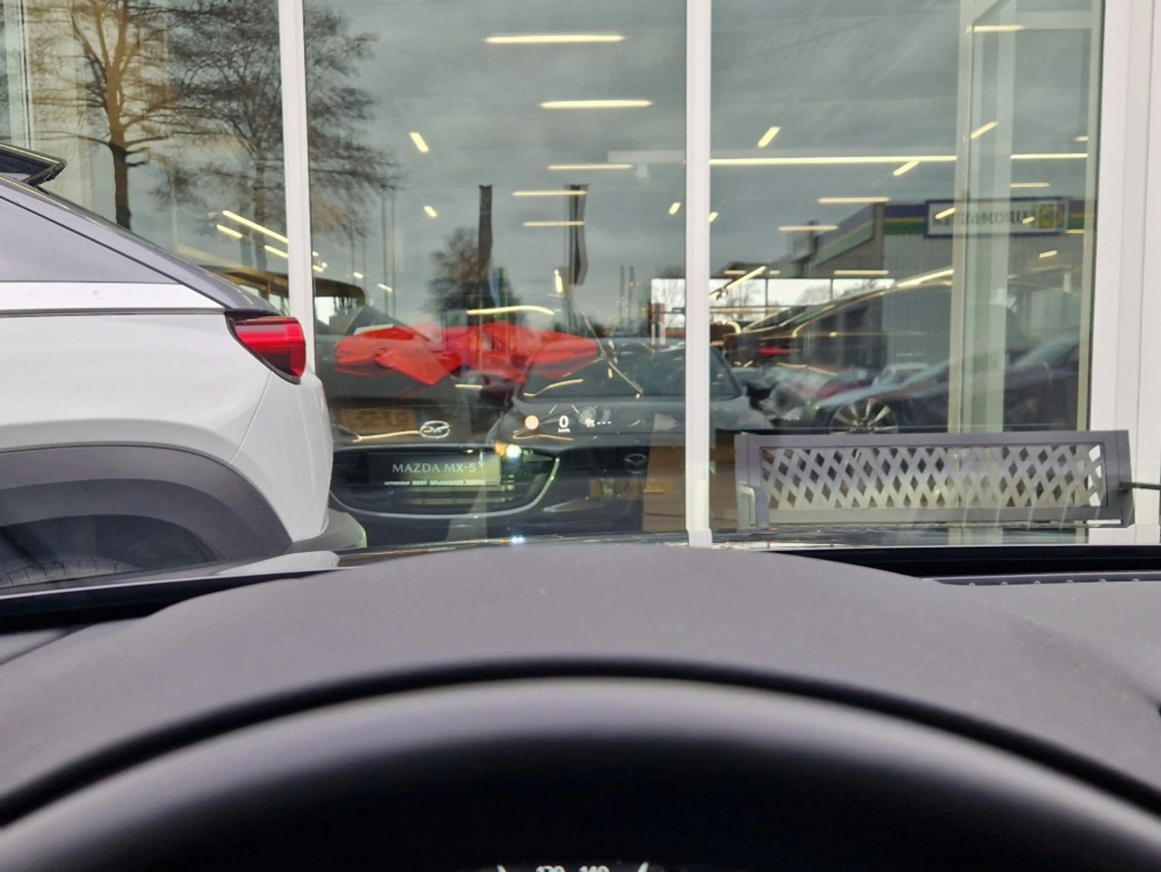 Mazda 3 2.5 140pk Homura / Camera / Sensoren / Carplay / S — photo 15