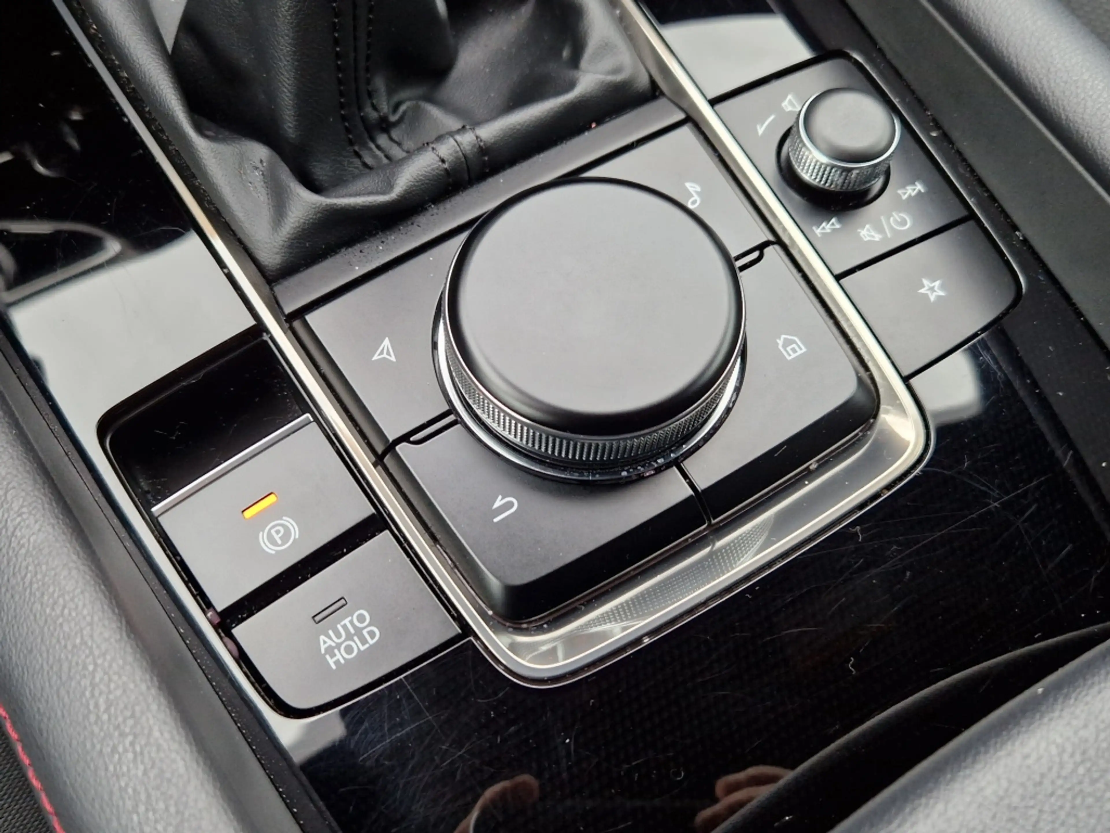 Mazda 3 2.5 140pk Homura / Camera / Sensoren / Carplay / S — photo 14