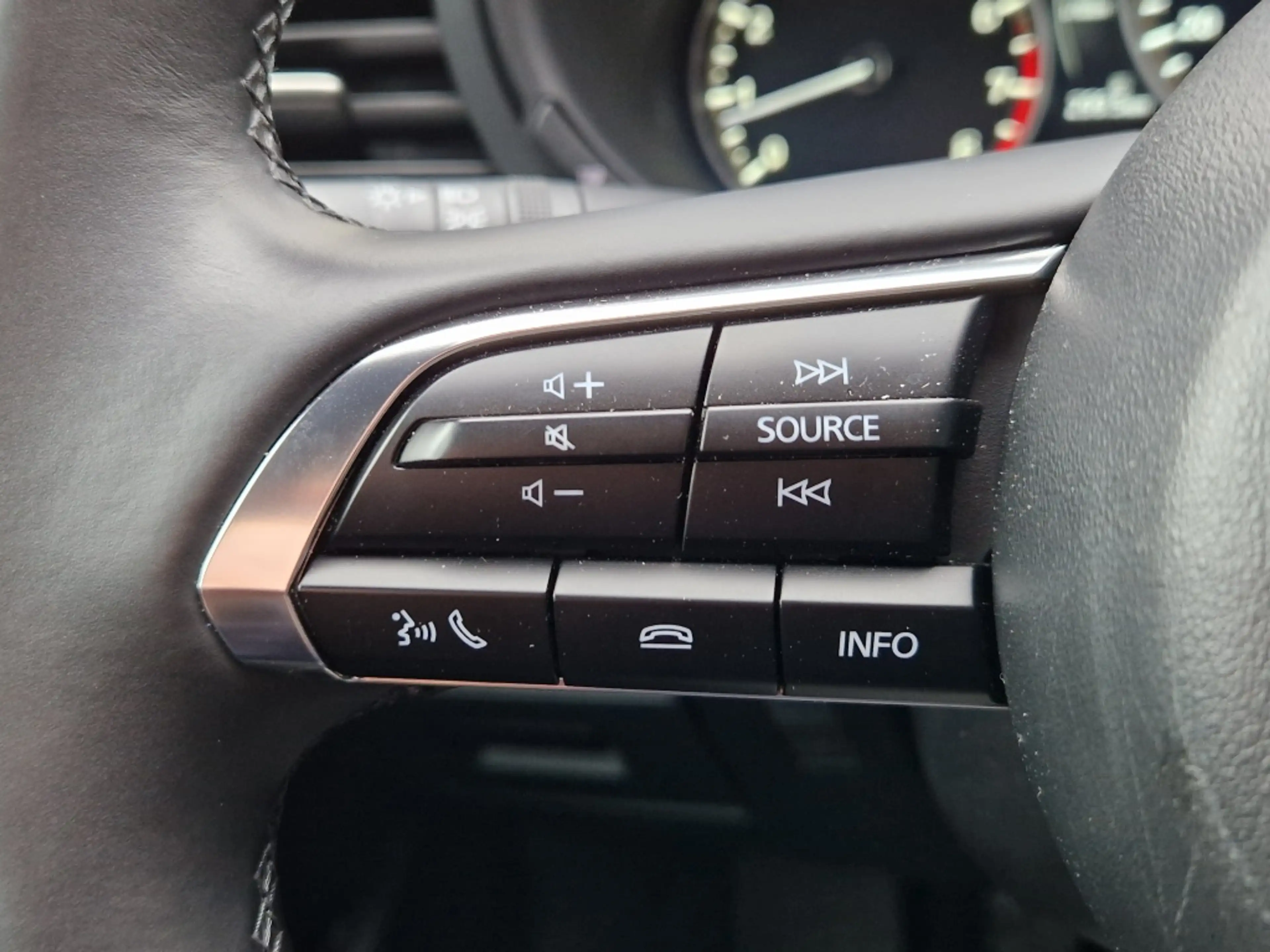Mazda 3 2.5 140pk Homura / Camera / Sensoren / Carplay / S — photo 8