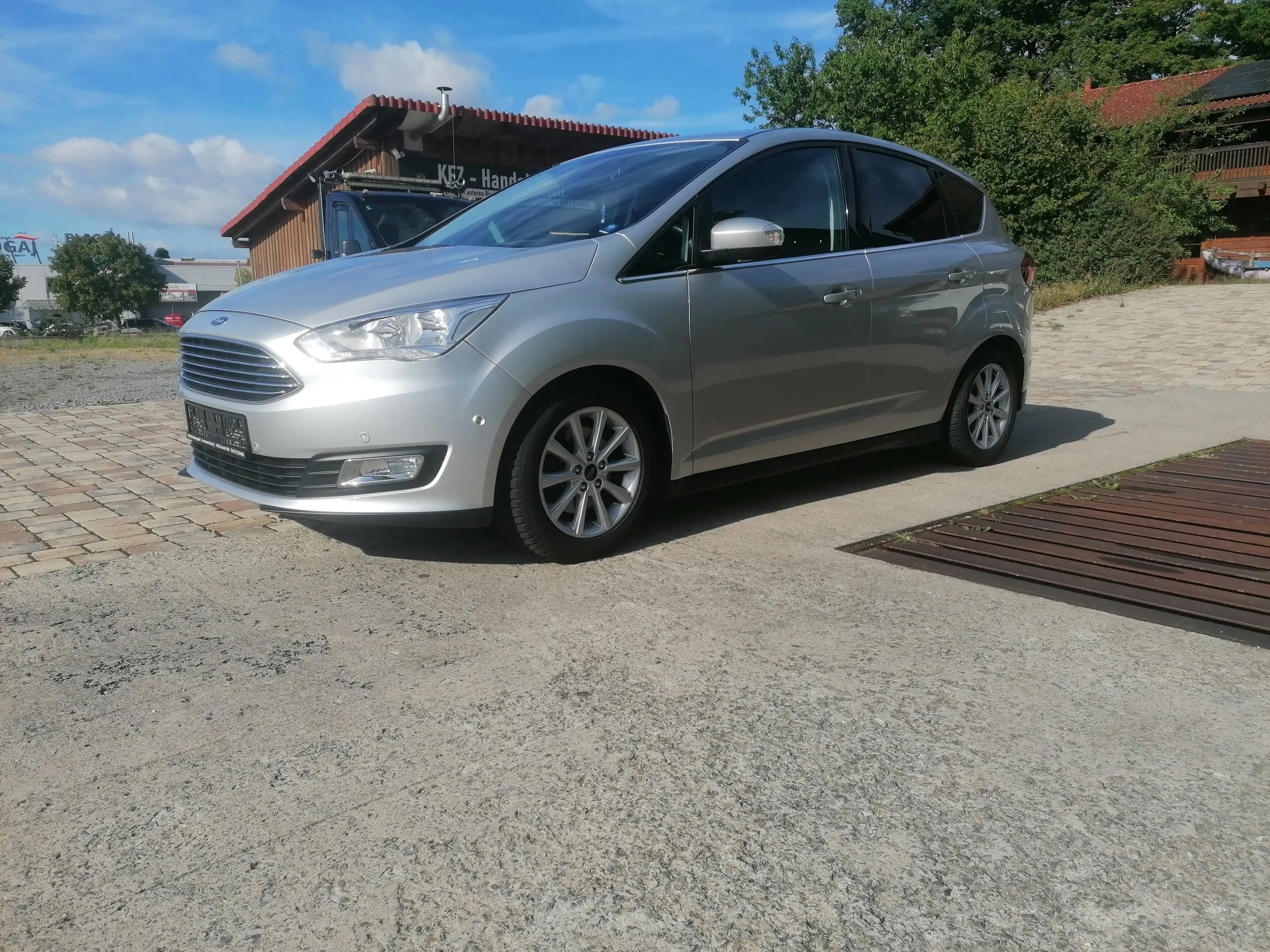 Ford C-Max Titanium / AHK / 1 Hand — photo 2
