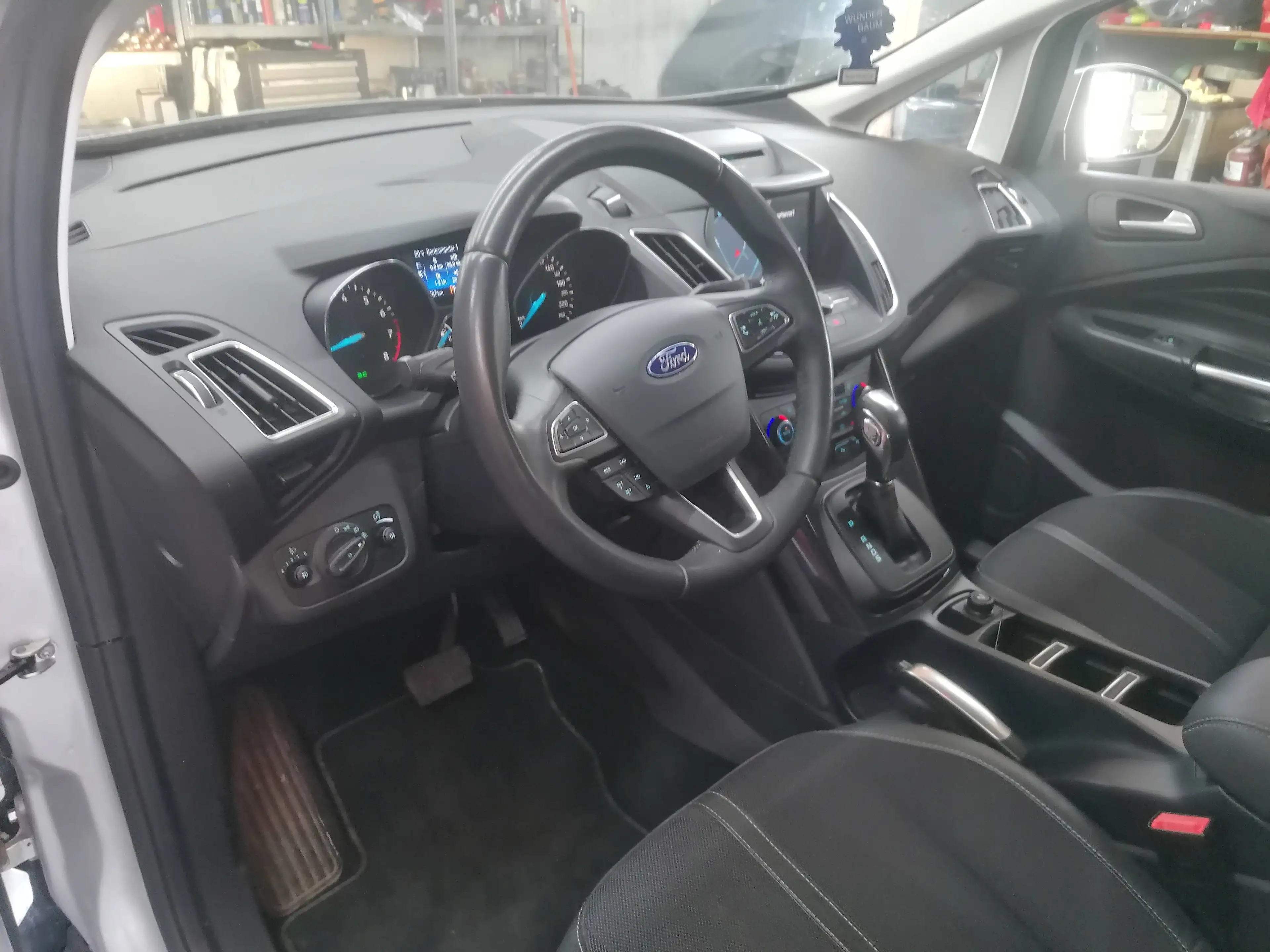 Ford C-Max Titanium / AHK / 1 Hand — photo 12