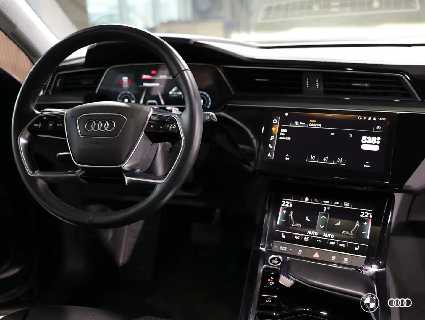 Audi e-tron 50 quattro BUSINESS ED. / MATRIX / CC / STOELVW / Чорний - 2
