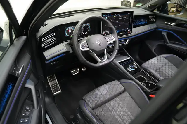 Volkswagen Tiguan view 13