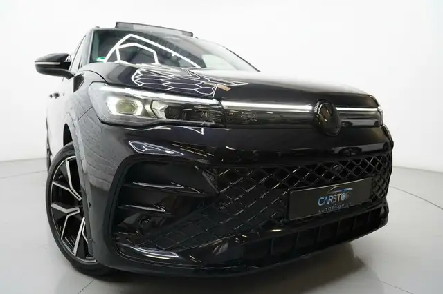 Volkswagen Tiguan view 9