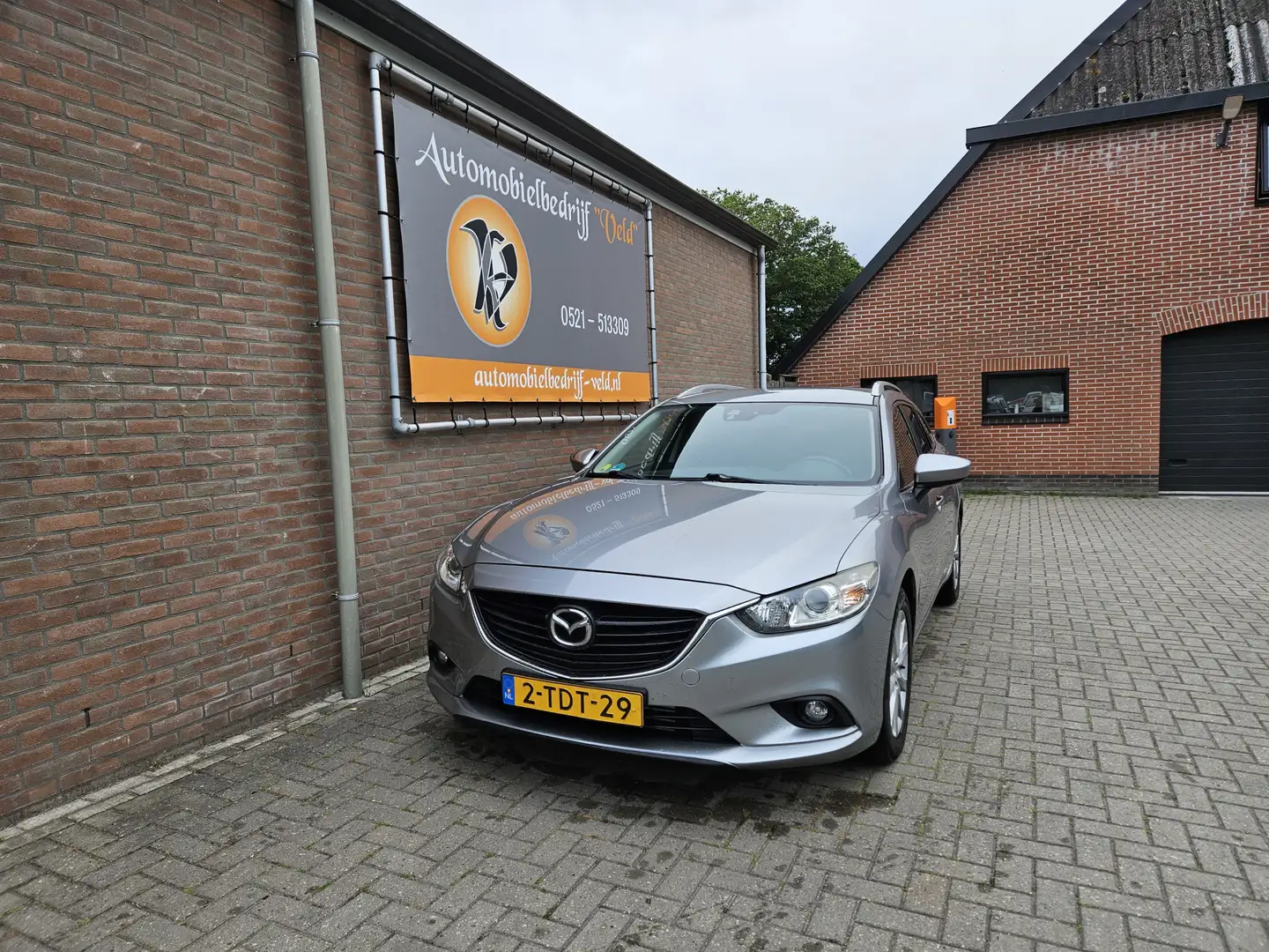 Mazda 6 Sportbreak 2.2D Skylease Grijs - 1