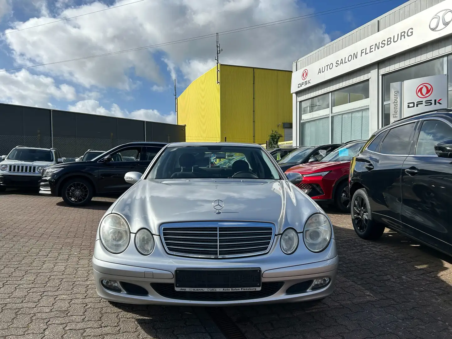 Mercedes-Benz E 200 E 200 CDI*Tempomat*Sitzheizung*Klima*TÜV 03/25 Grau - 2