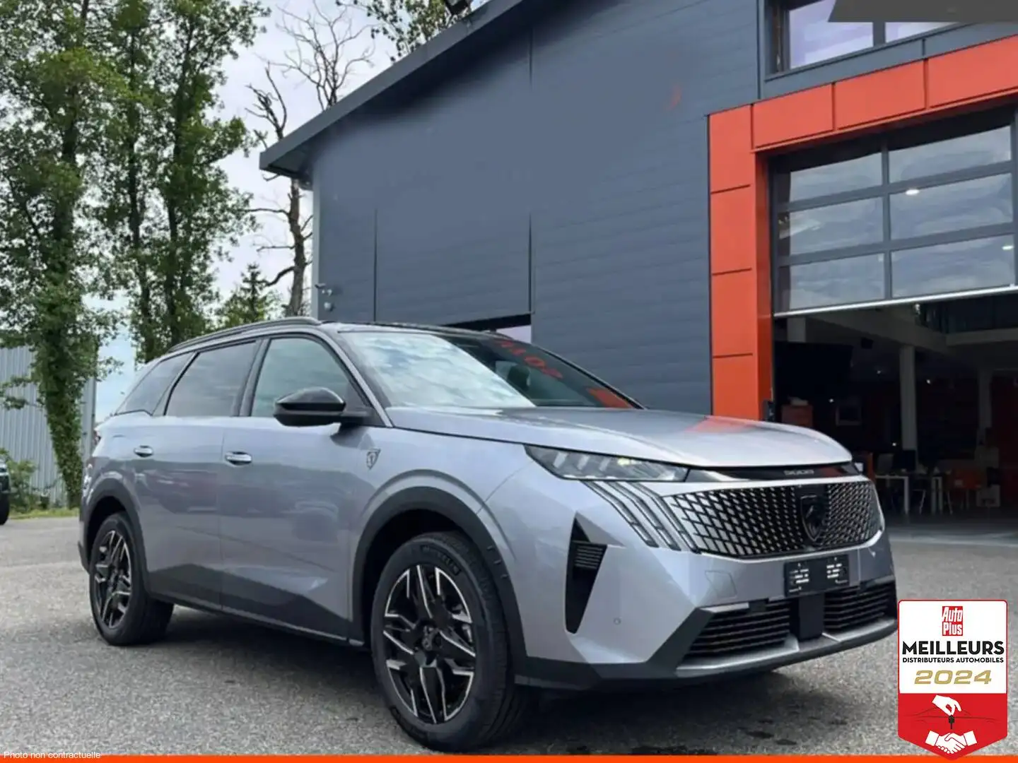 Peugeot 5008 Hybrid 145 e-DCS6 GT +Pack 360Â° Vision and Drive  Gris - 1