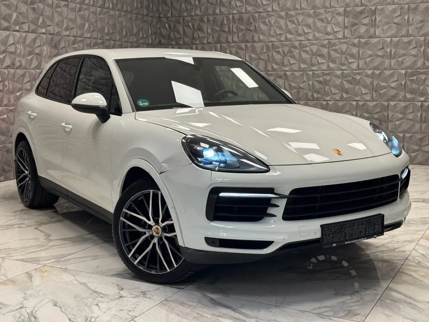 Porsche Cayenne Basis*VOLL FAHBEREIT*59.270km*TOP PREIS* Weiß - 1