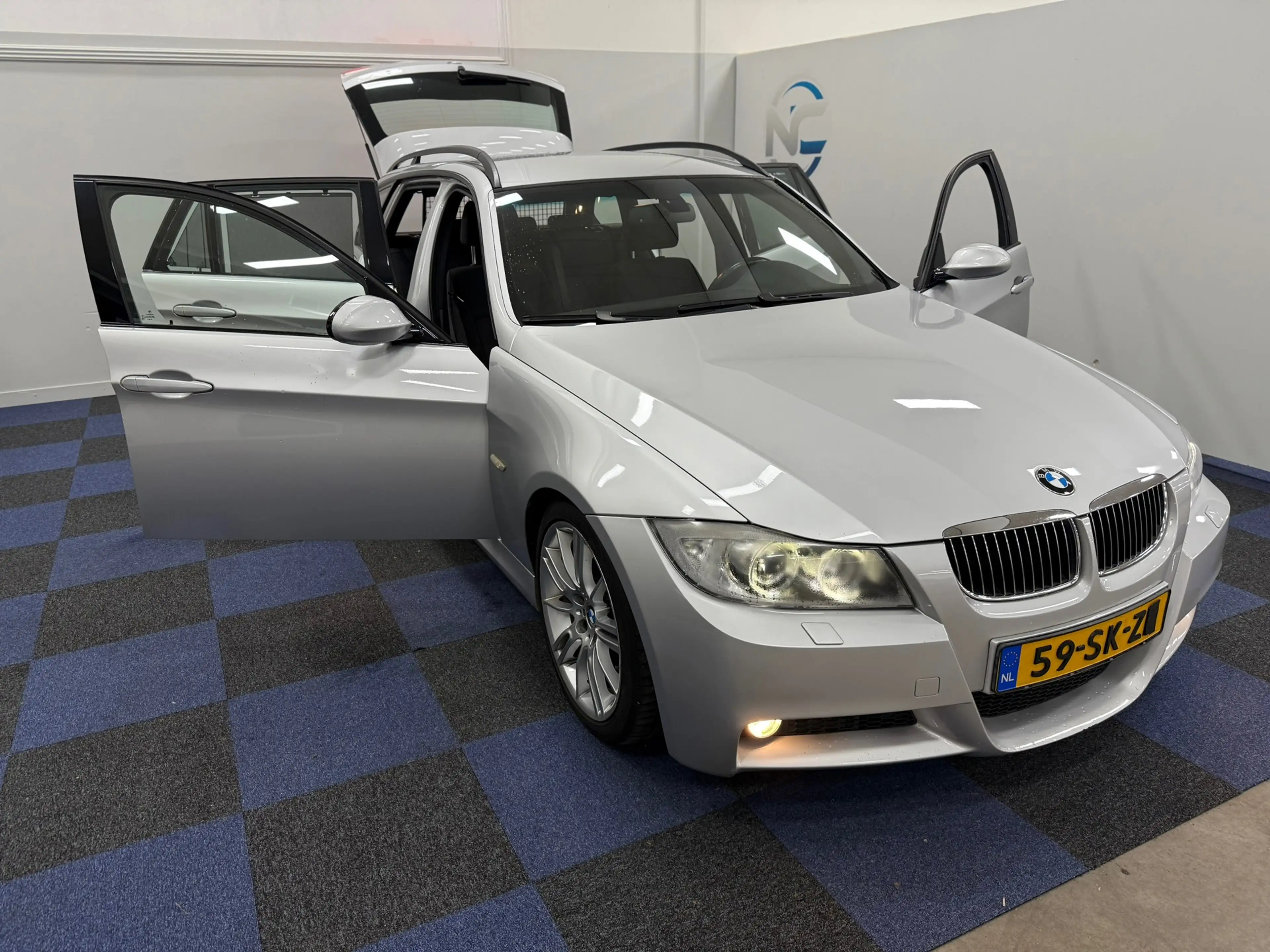 BMW 325 3-serie Touring 325i High Executive / ZEER NETTE A — photo 7