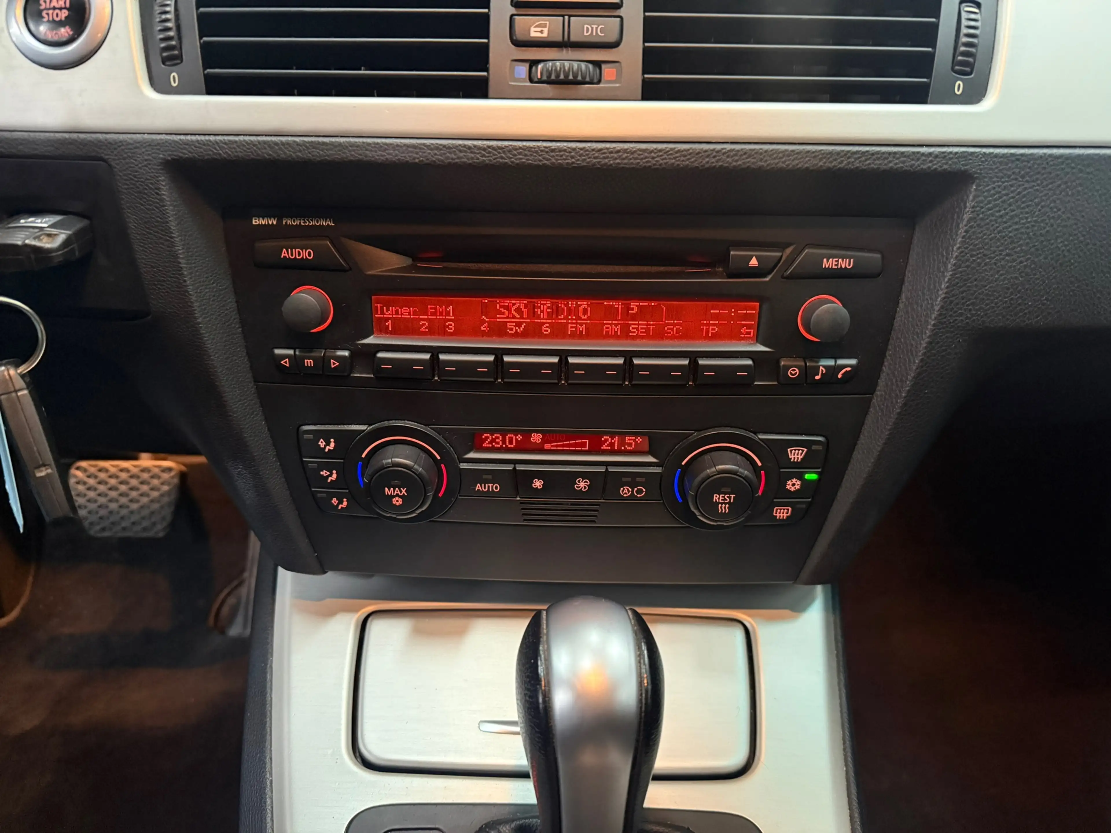 BMW 325 3-serie Touring 325i High Executive / ZEER NETTE A — photo 23