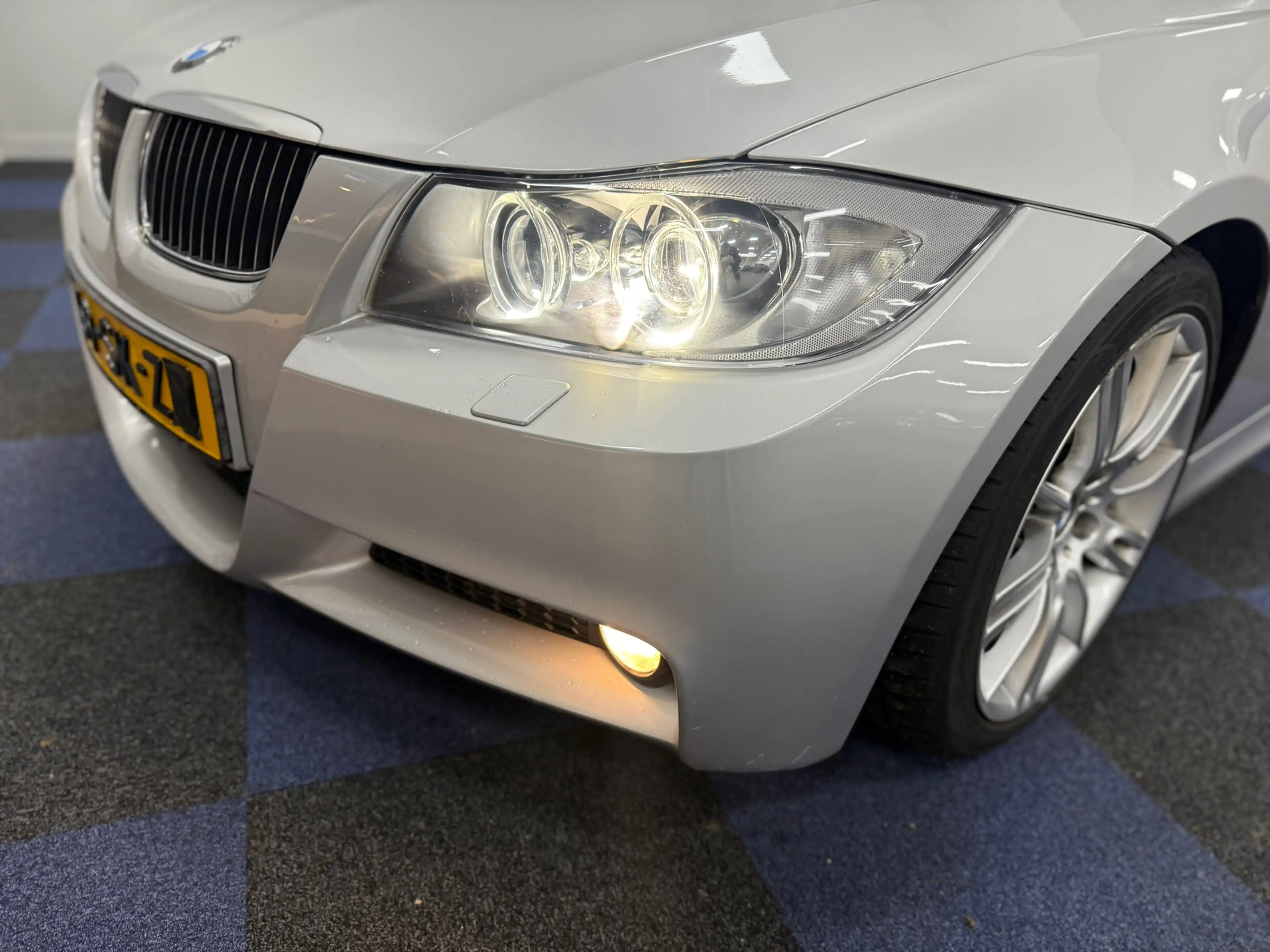 BMW 325 3-serie Touring 325i High Executive / ZEER NETTE A — photo 36