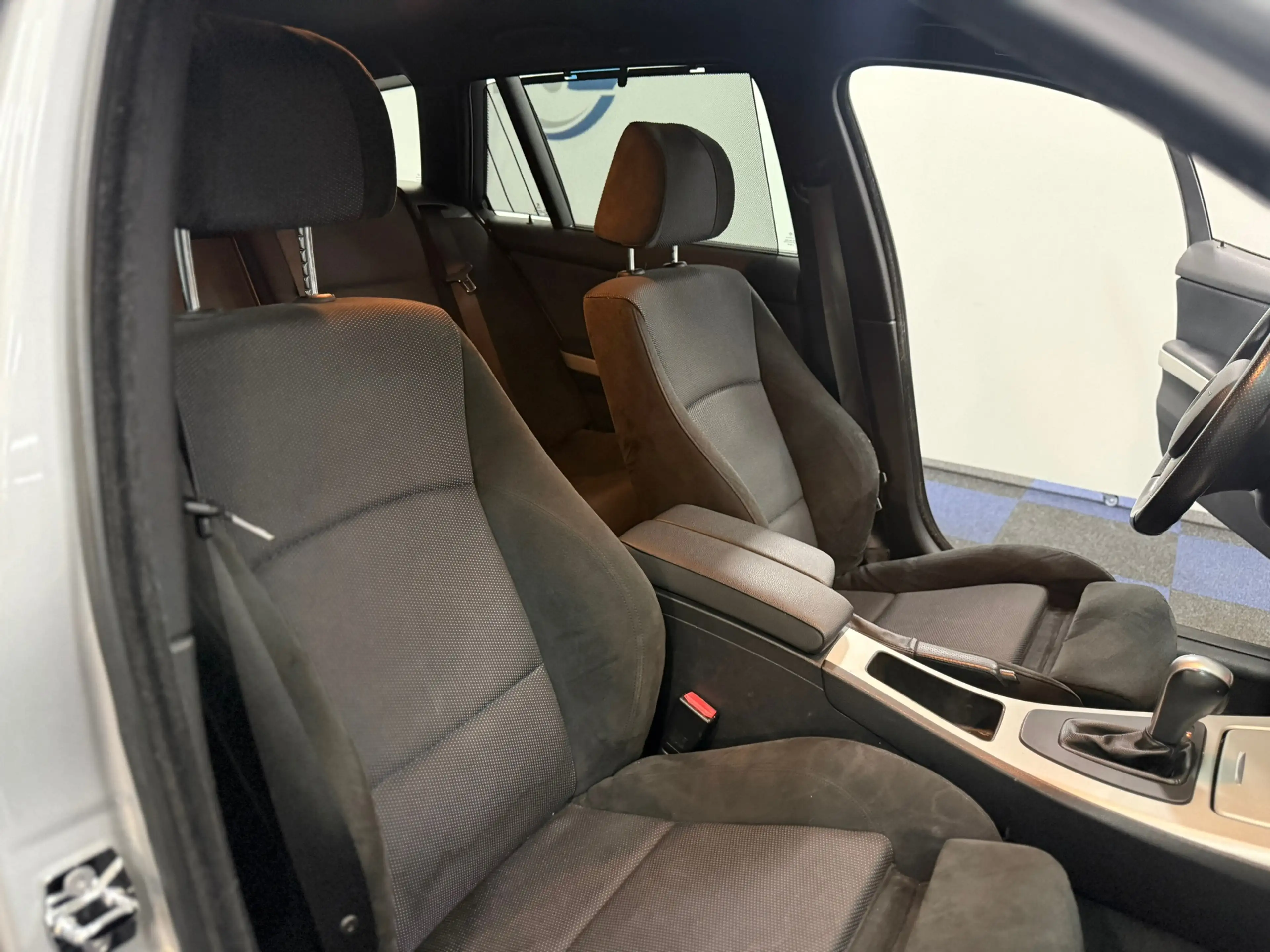 BMW 325 3-serie Touring 325i High Executive / ZEER NETTE A — photo 18