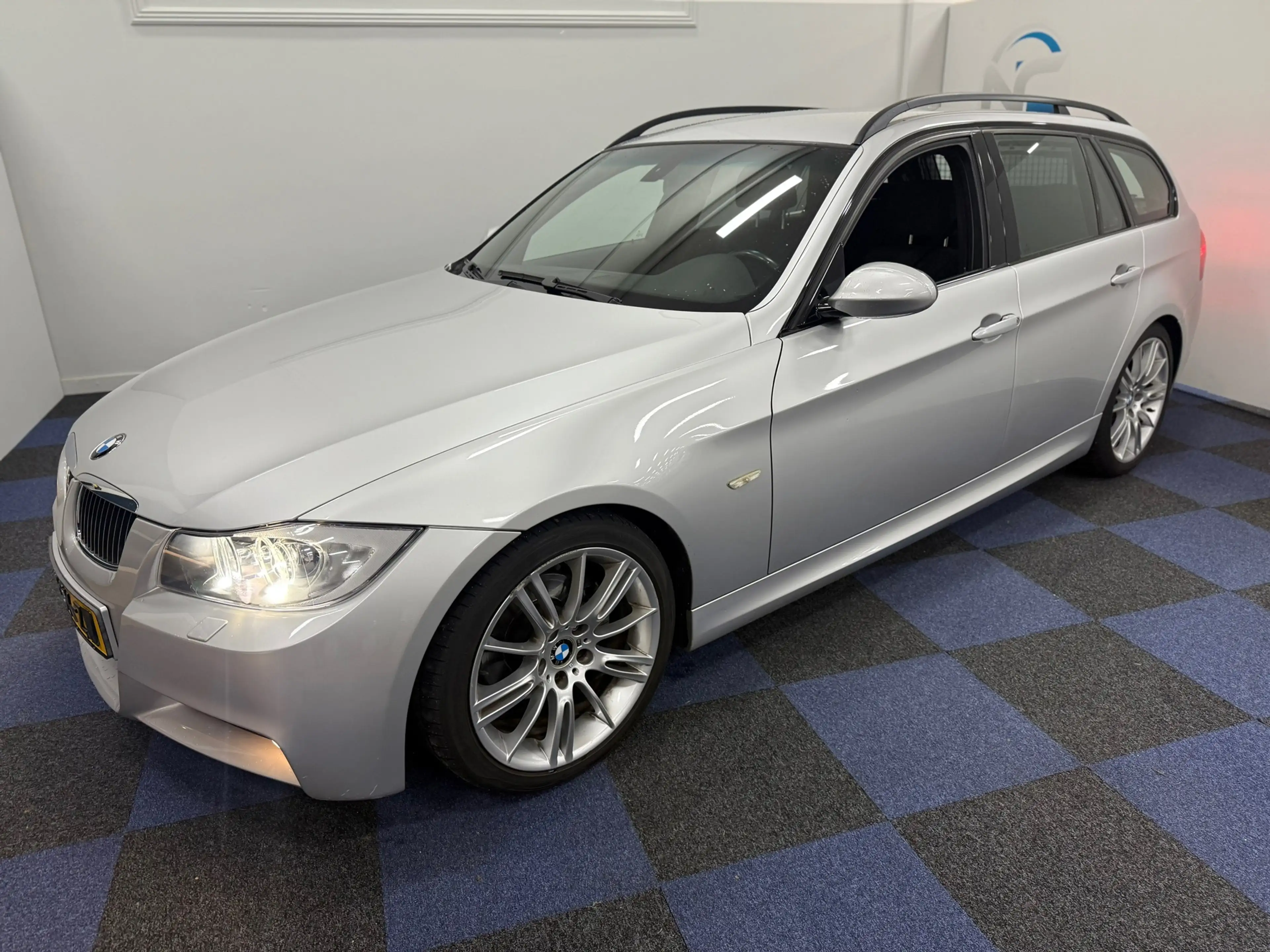 BMW 325 3-serie Touring 325i High Executive / ZEER NETTE A — photo 8