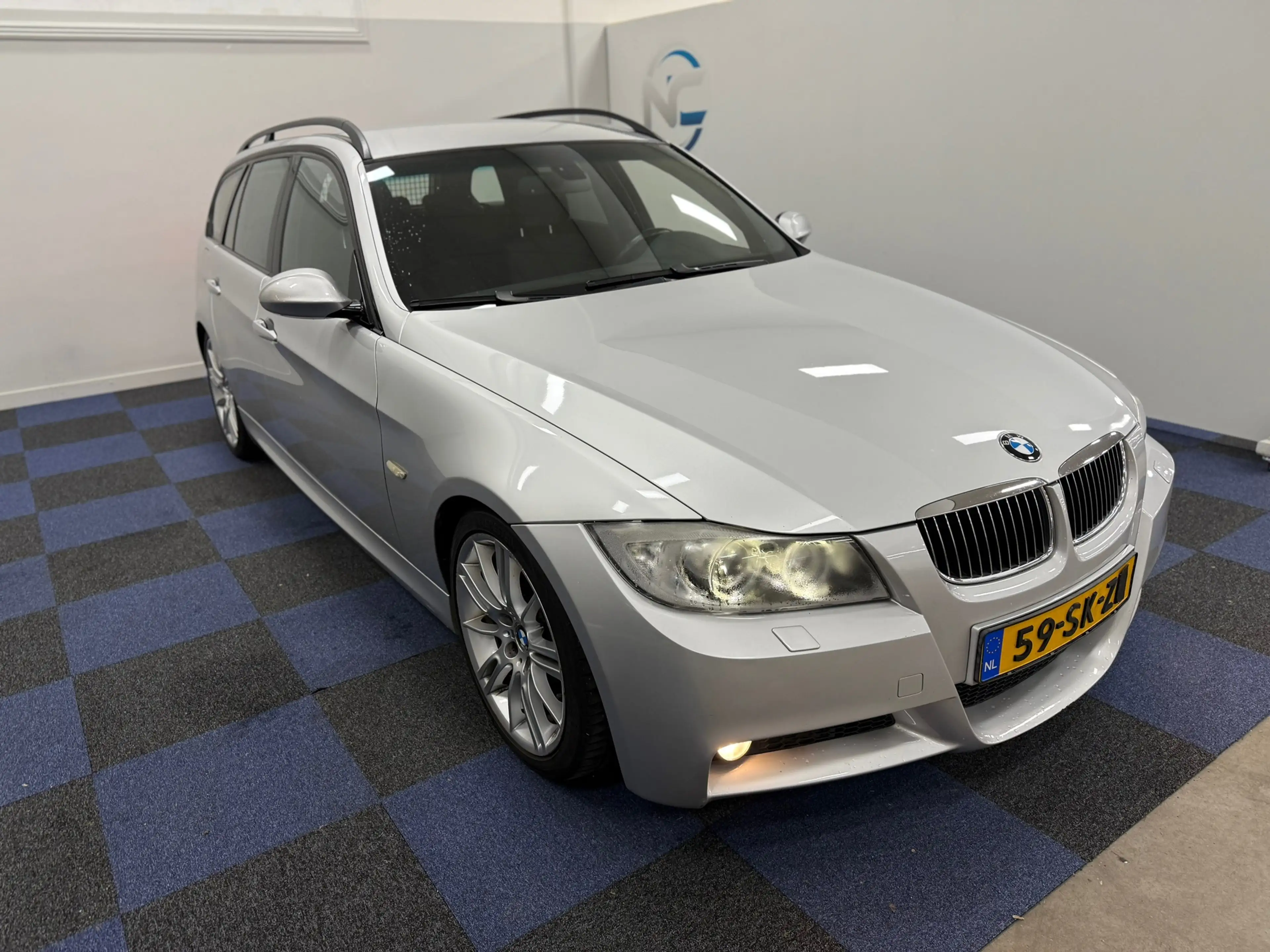 BMW 325 3-serie Touring 325i High Executive / ZEER NETTE A — photo 10