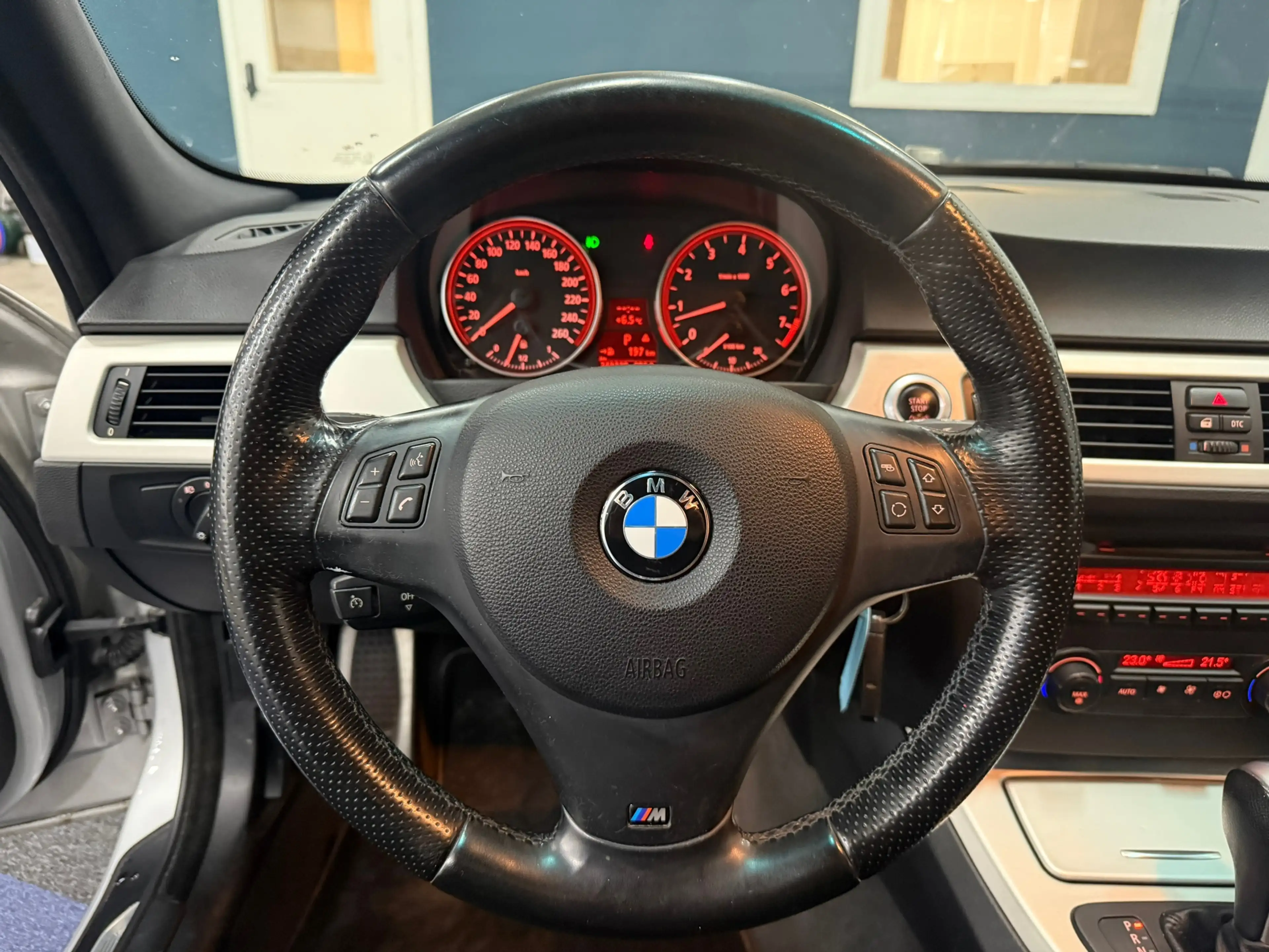 BMW 325 3-serie Touring 325i High Executive / ZEER NETTE A — photo 16