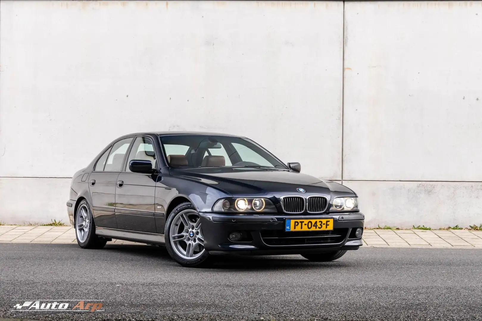 BMW 530 5-serie 530i M-sport Individual Schwarz - 1