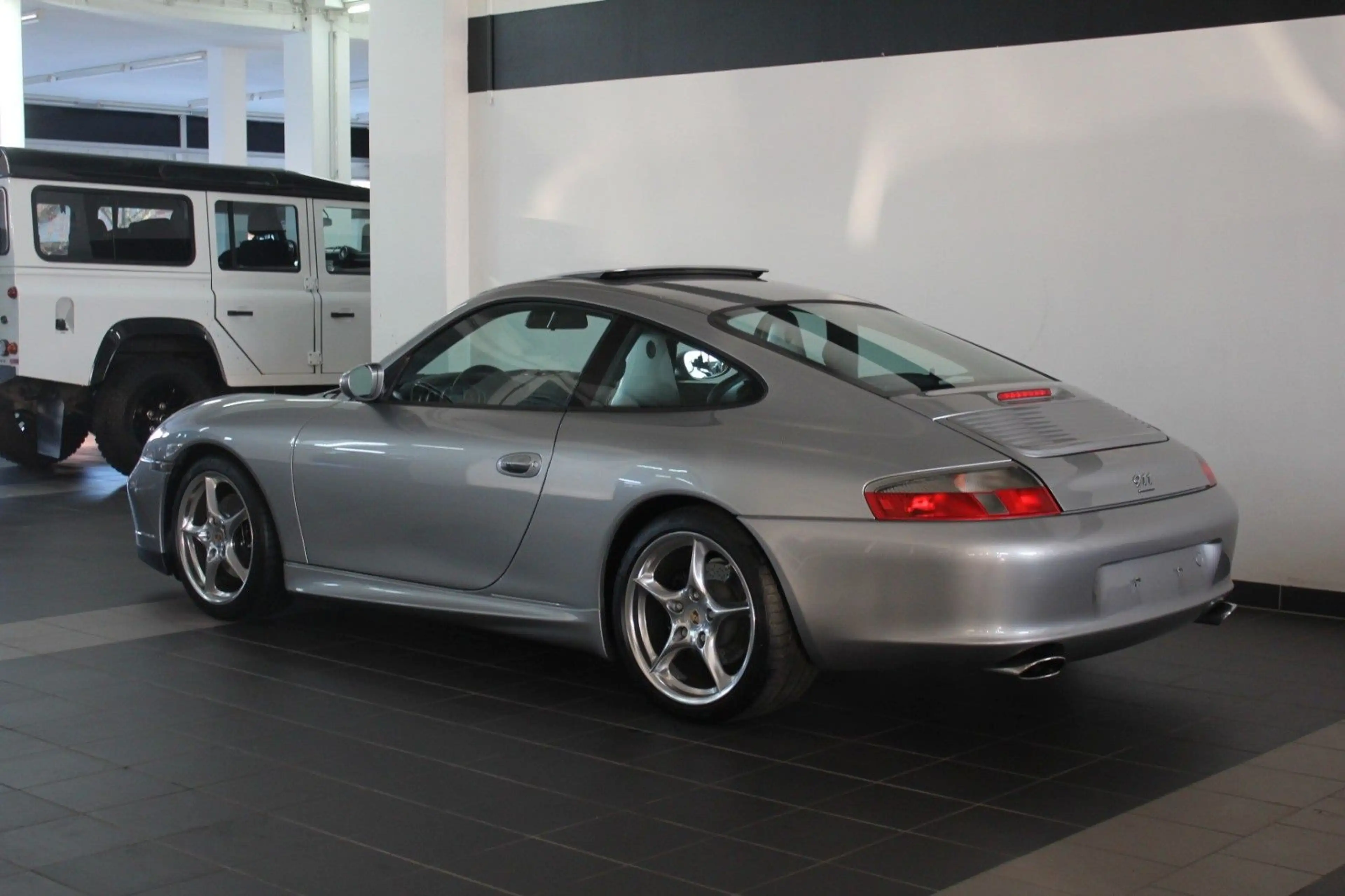 Porsche 996 40 Jahre Jubiläumsmodell — photo 6