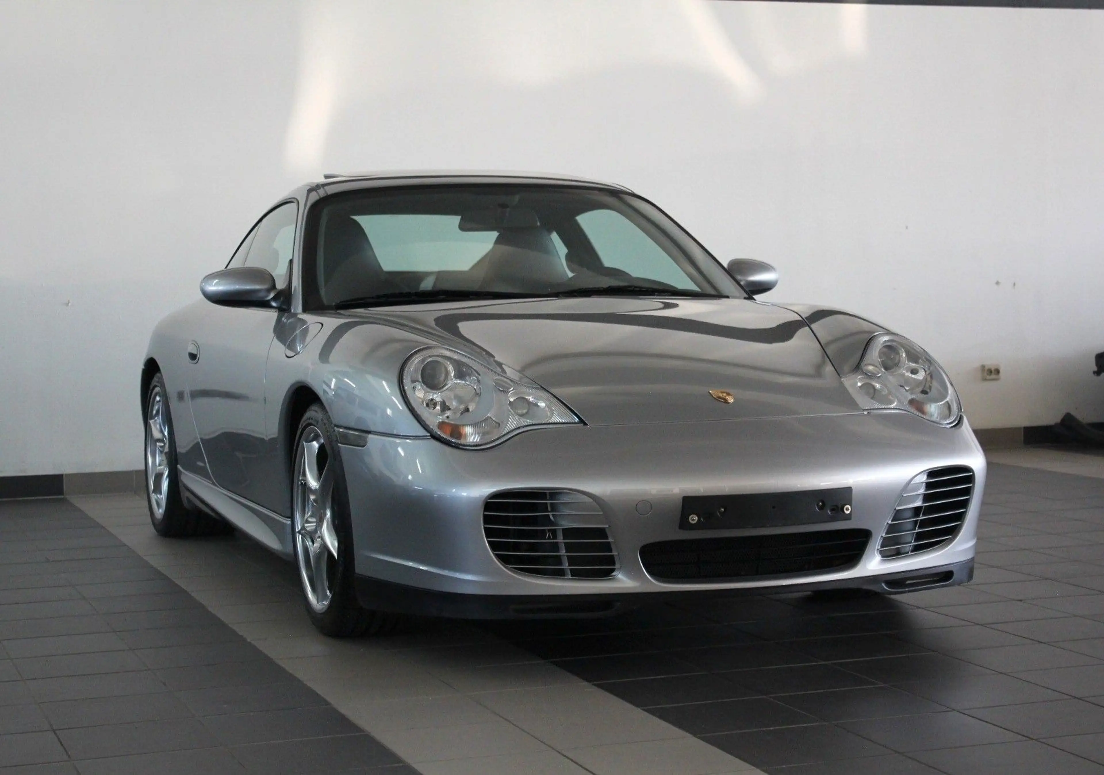 Porsche 996 40 Jahre Jubiläumsmodell — photo 4
