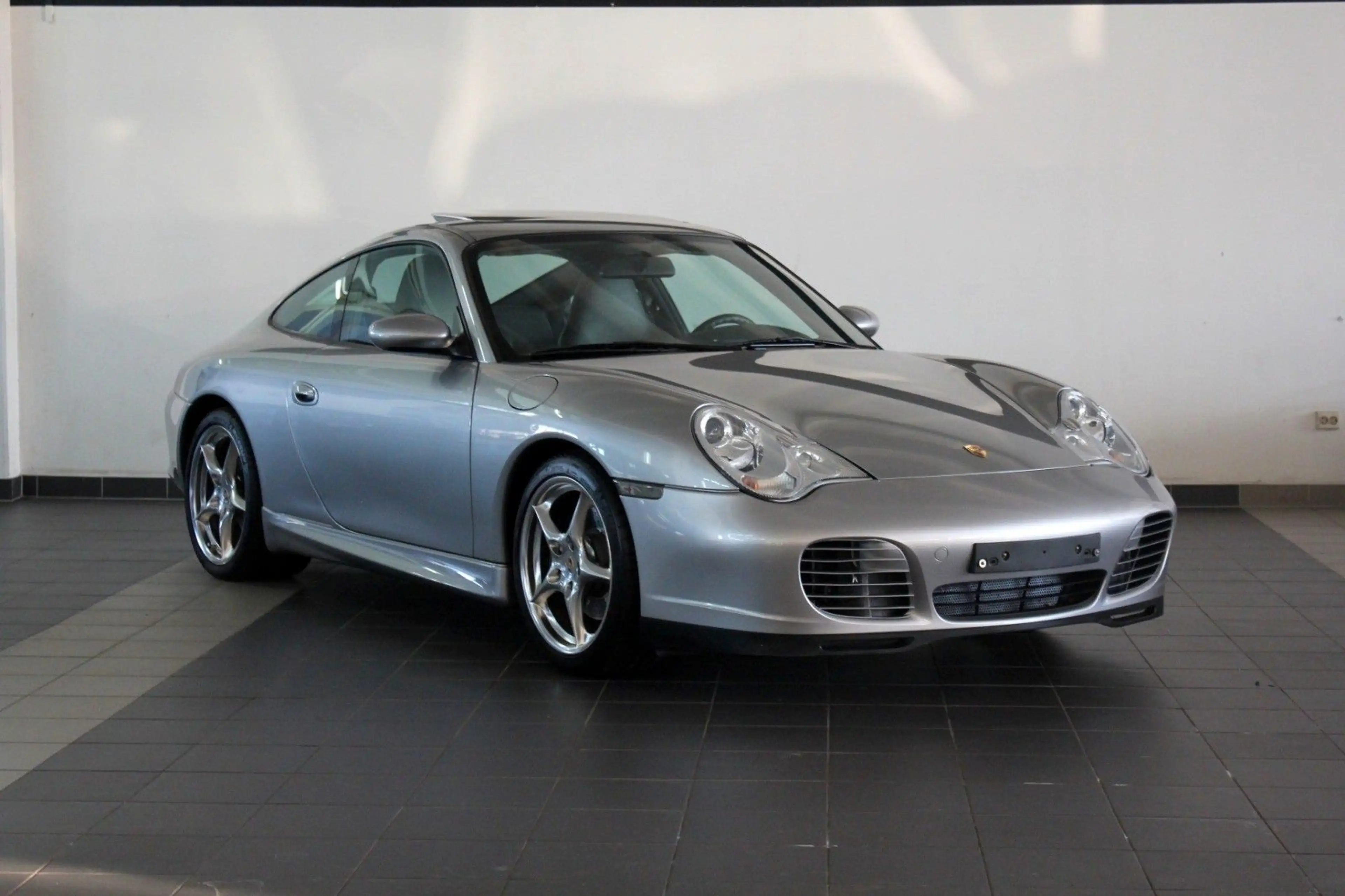 Porsche 996 40 Jahre Jubiläumsmodell — photo 2