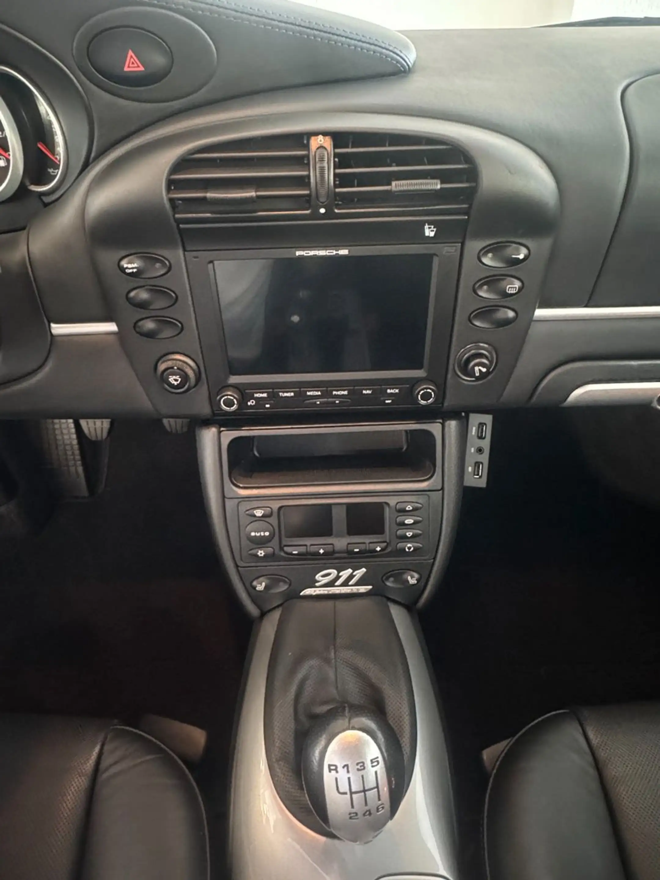 Porsche 996 40 Jahre Jubiläumsmodell — photo 11