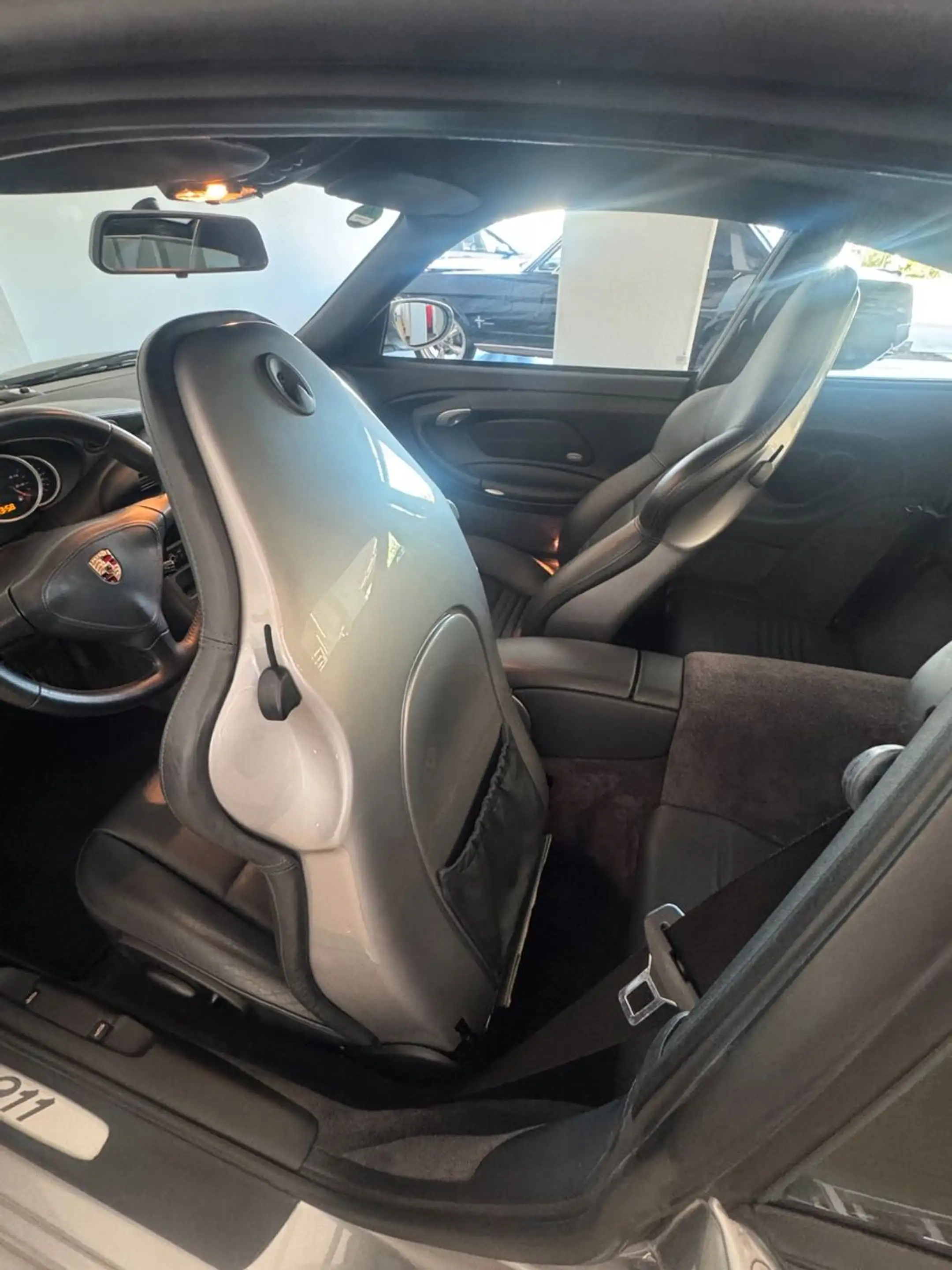Porsche 996 40 Jahre Jubiläumsmodell — photo 13