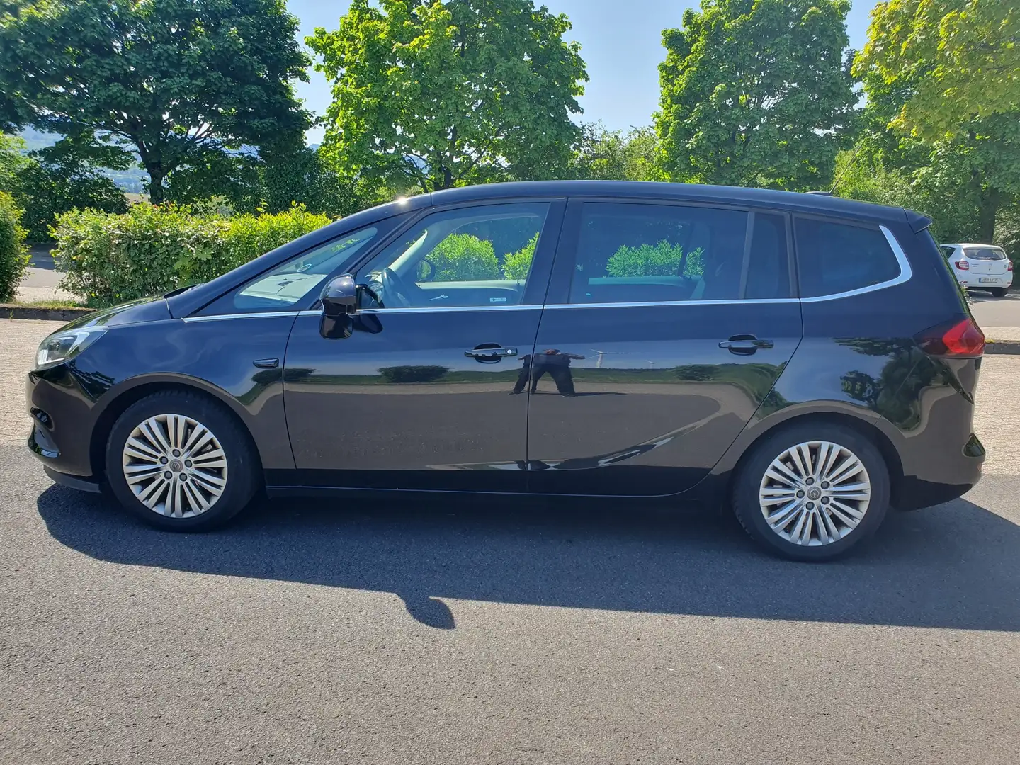 Opel Zafira ON - 1