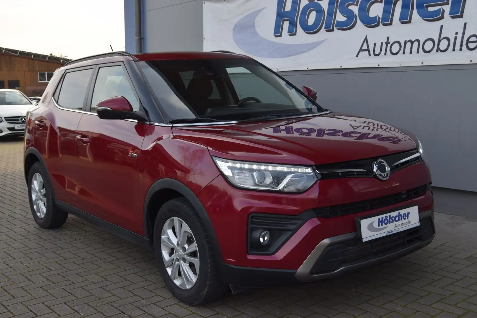 SsangYong Tivoli !AUTOM! 2WD,Navi,Kam,Sitzh,Allwetterr,,,, Rot - 1
