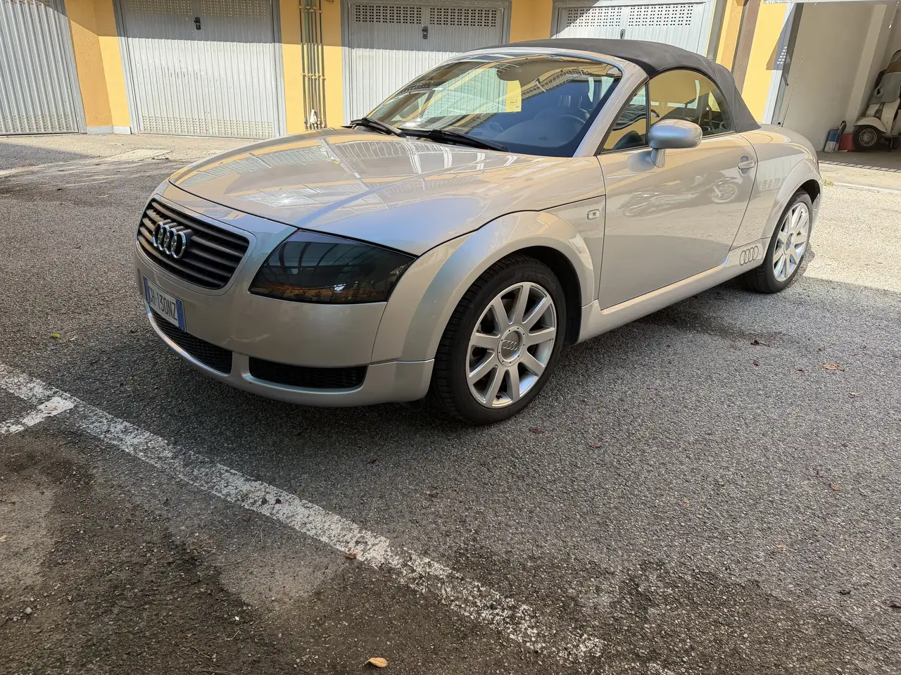 Audi TT Roadster 1.8t, foto 1