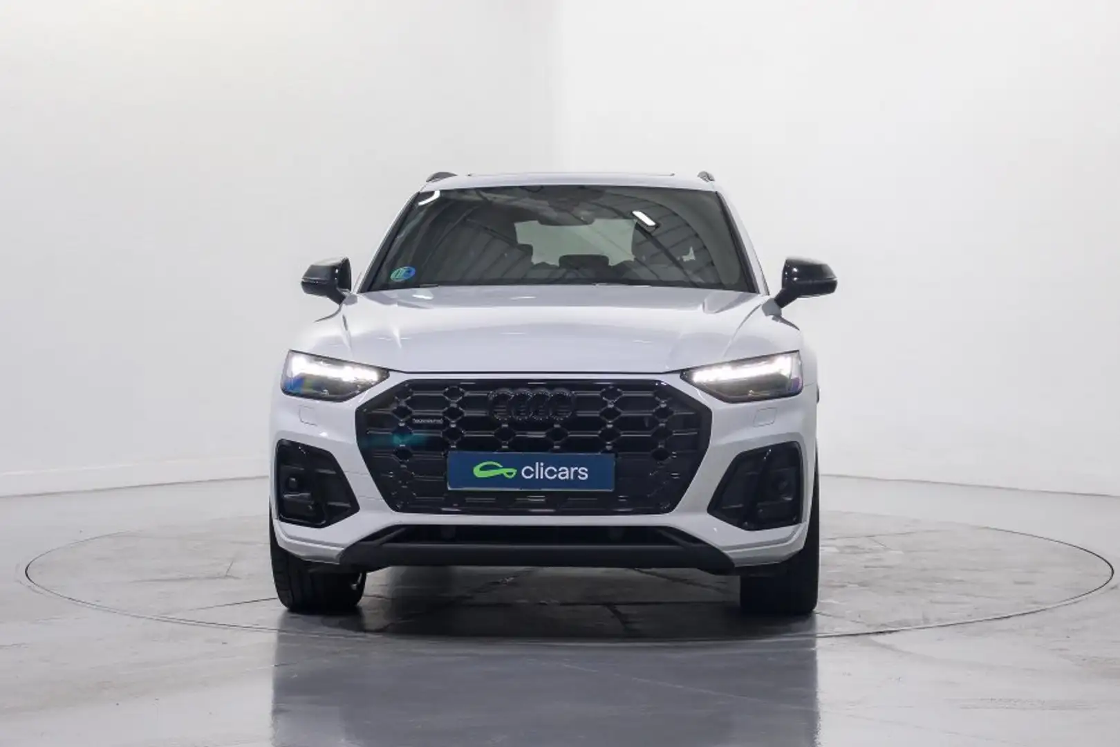 Audi Q5 40 TDI quattro-ultra Black line S tronic 150kW Blanco - 2
