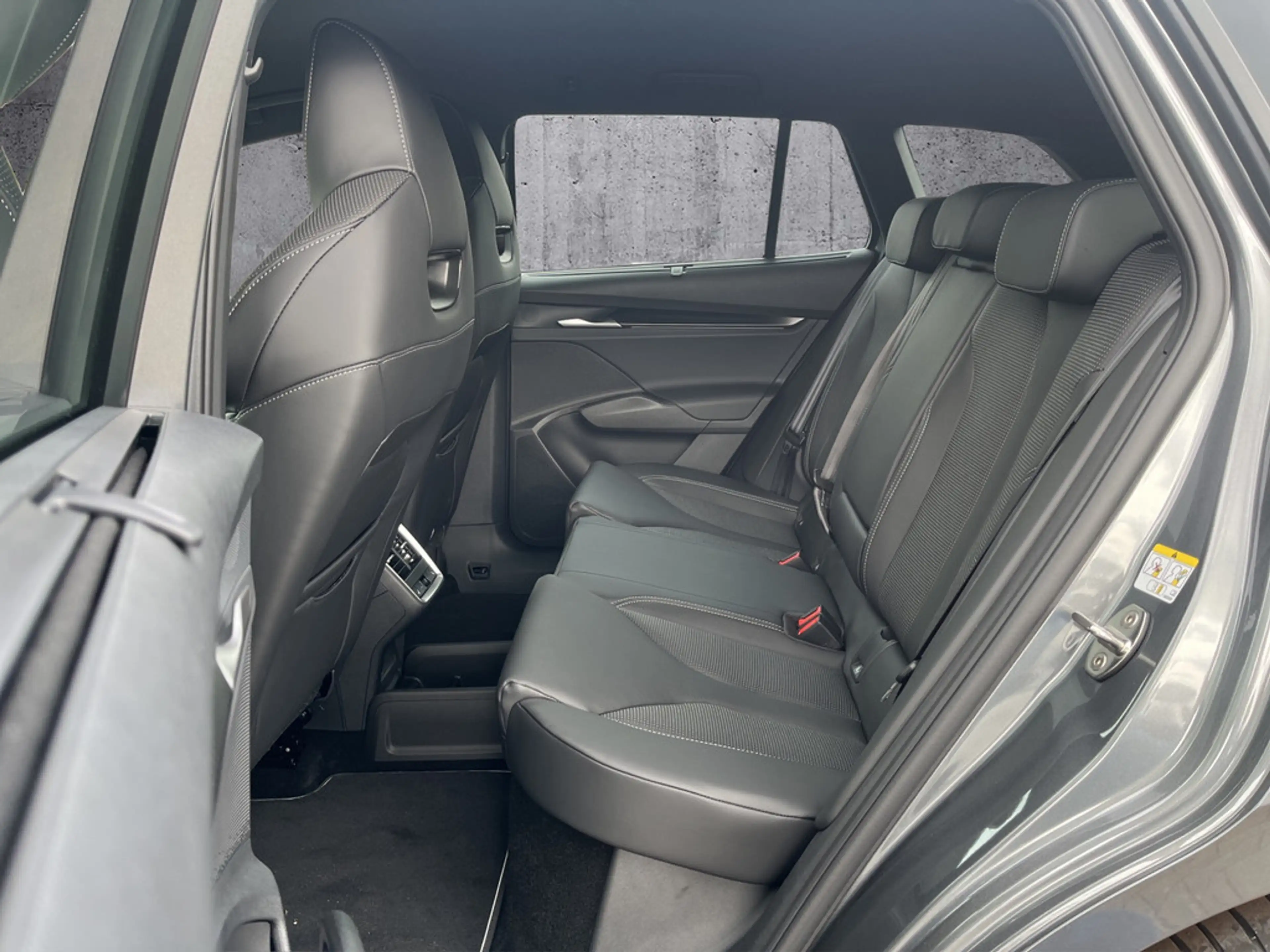 Skoda Enyaq RS 82 kWh 250 kW 1-Gang-Automatik 4x4 RS +21+SUITE+TRANSPORT+A — photo 11