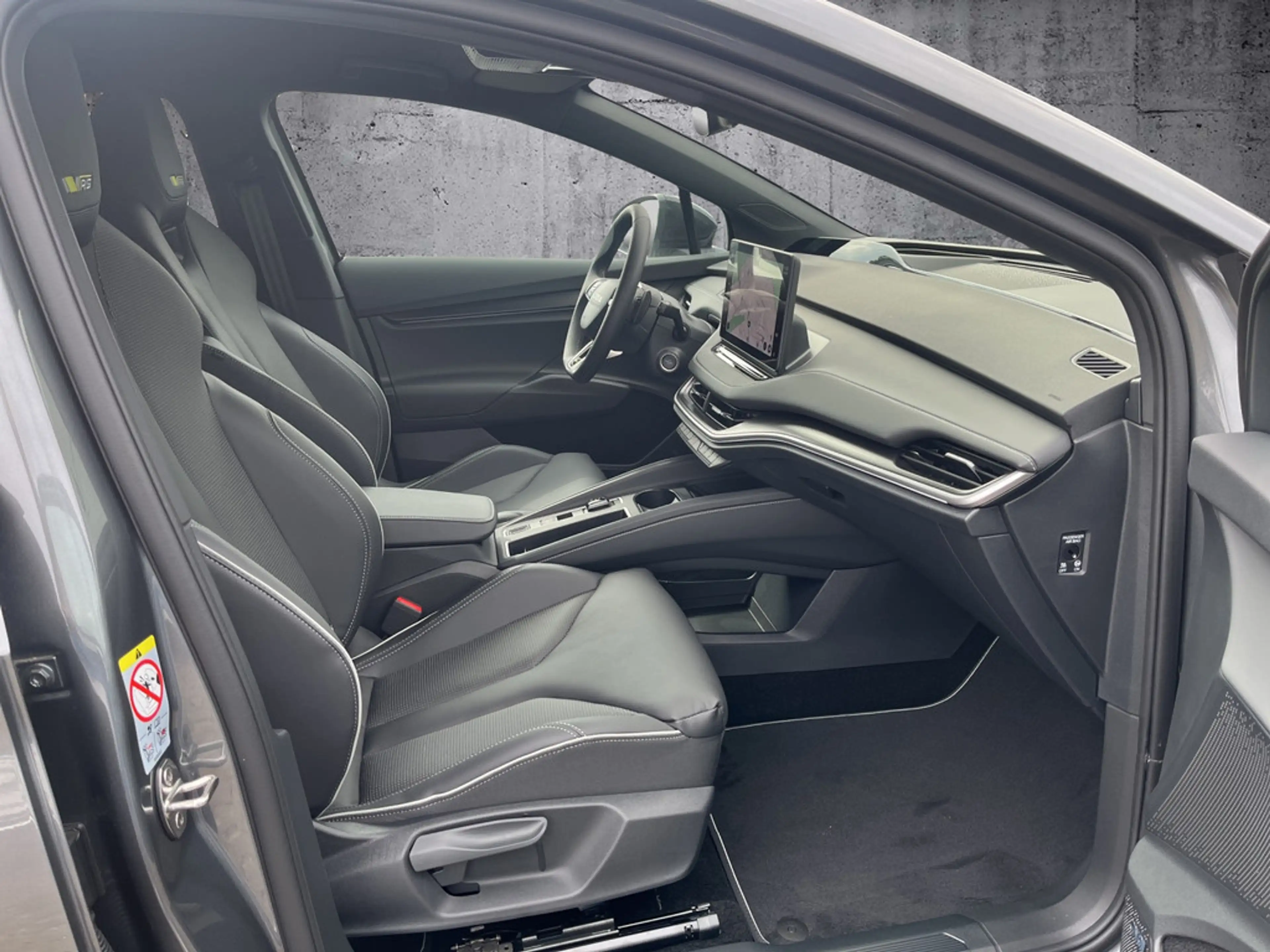 Skoda Enyaq RS 82 kWh 250 kW 1-Gang-Automatik 4x4 RS +21+SUITE+TRANSPORT+A — photo 9
