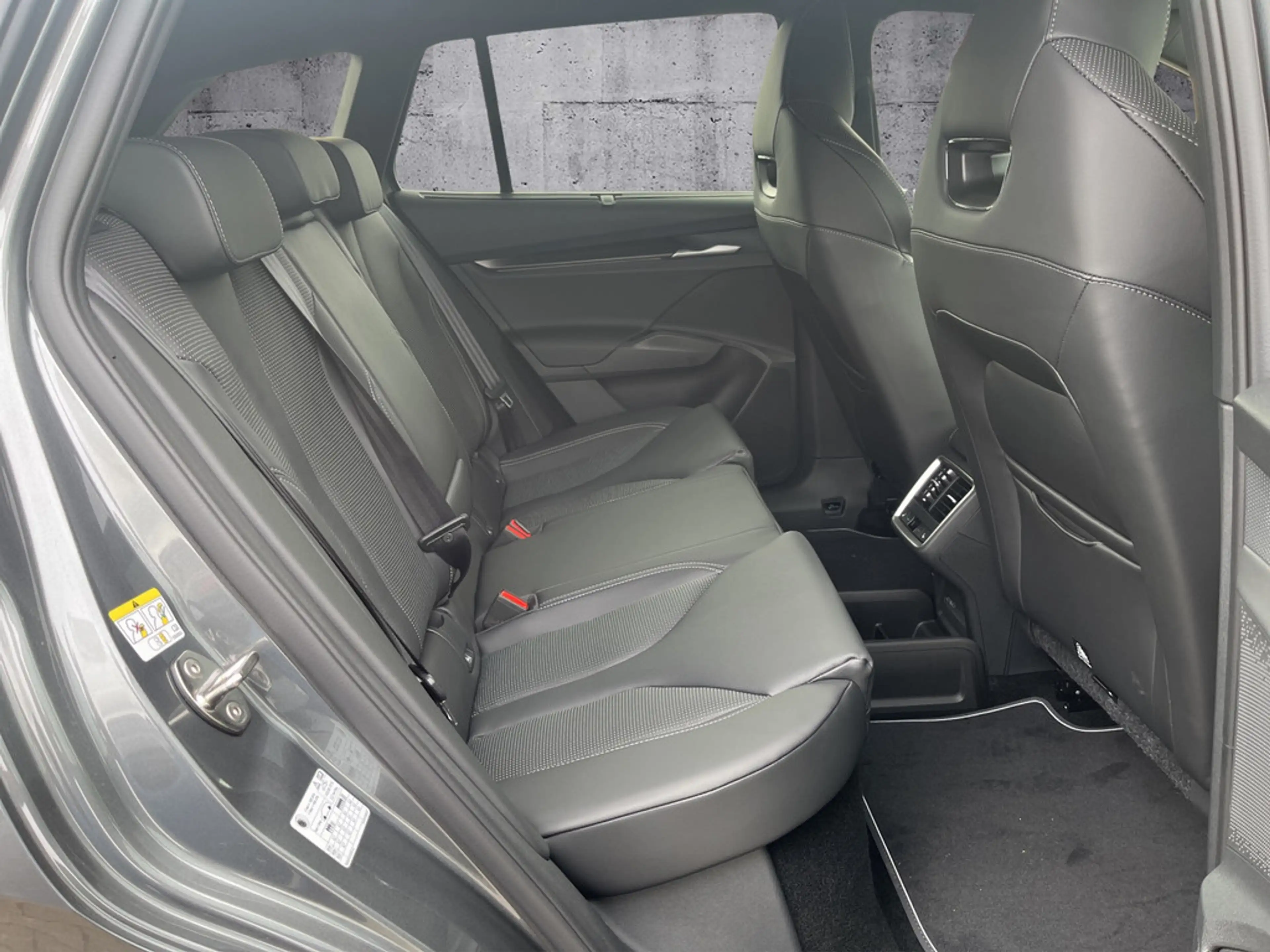 Skoda Enyaq RS 82 kWh 250 kW 1-Gang-Automatik 4x4 RS +21+SUITE+TRANSPORT+A — photo 10