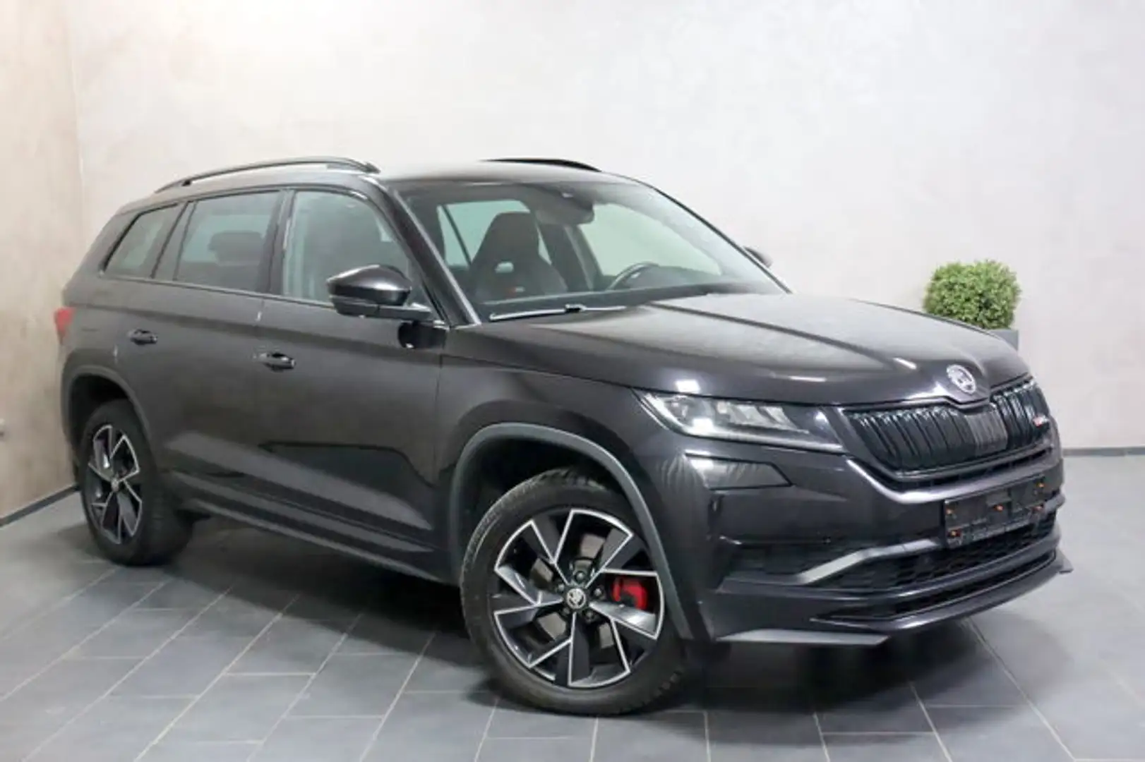 Skoda Kodiaq RS 4x4 DSG 7-Sitzer CAM LED DCC VIRTUAL Noir - 2