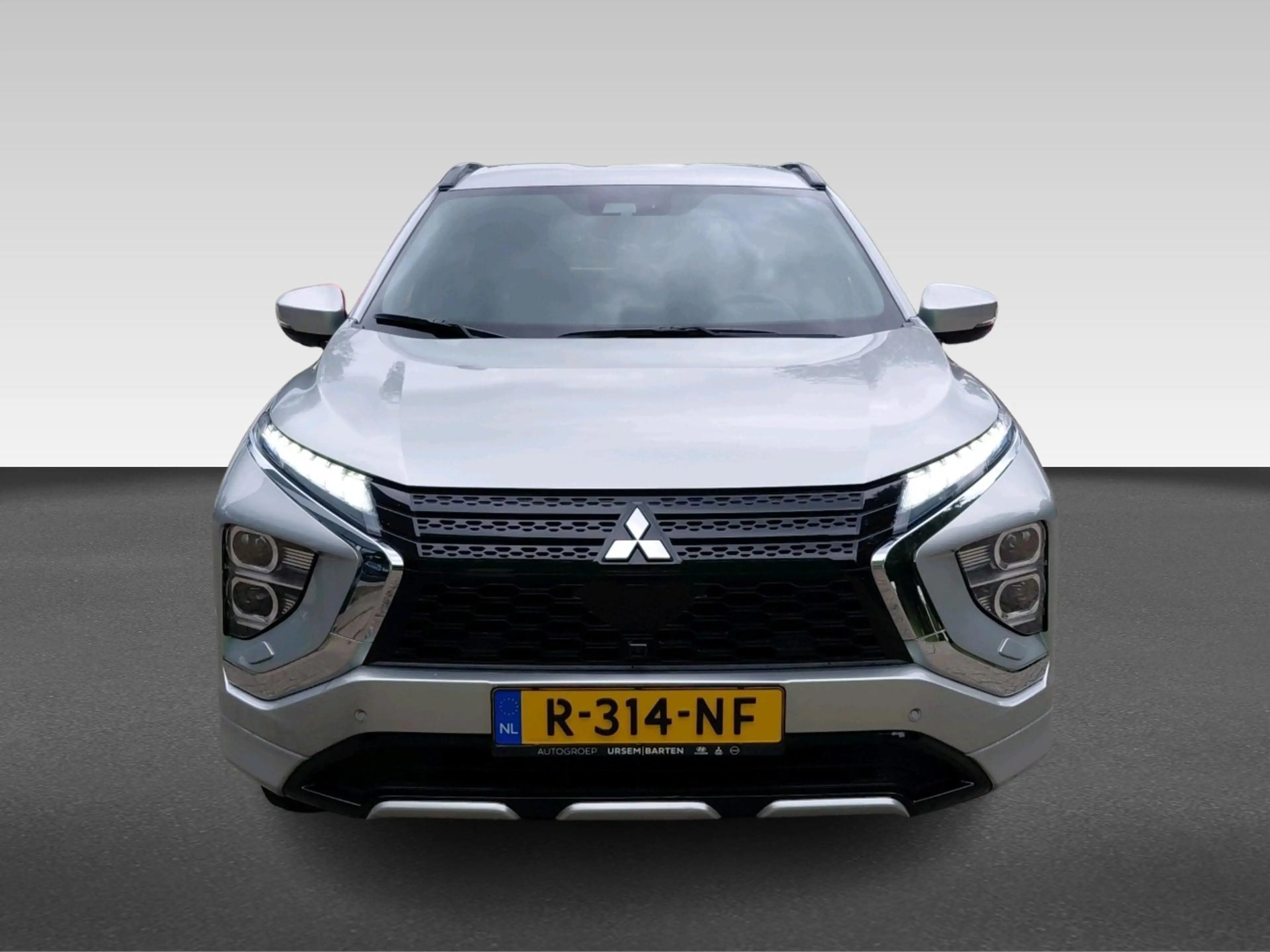 Mitsubishi Eclipse Cross 2.4 PHEV Executive — photo 7
