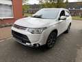 Mitsubishi Outlander 2.2 DI-D 4WD Invite/ 7 plaats - thumbnail 1