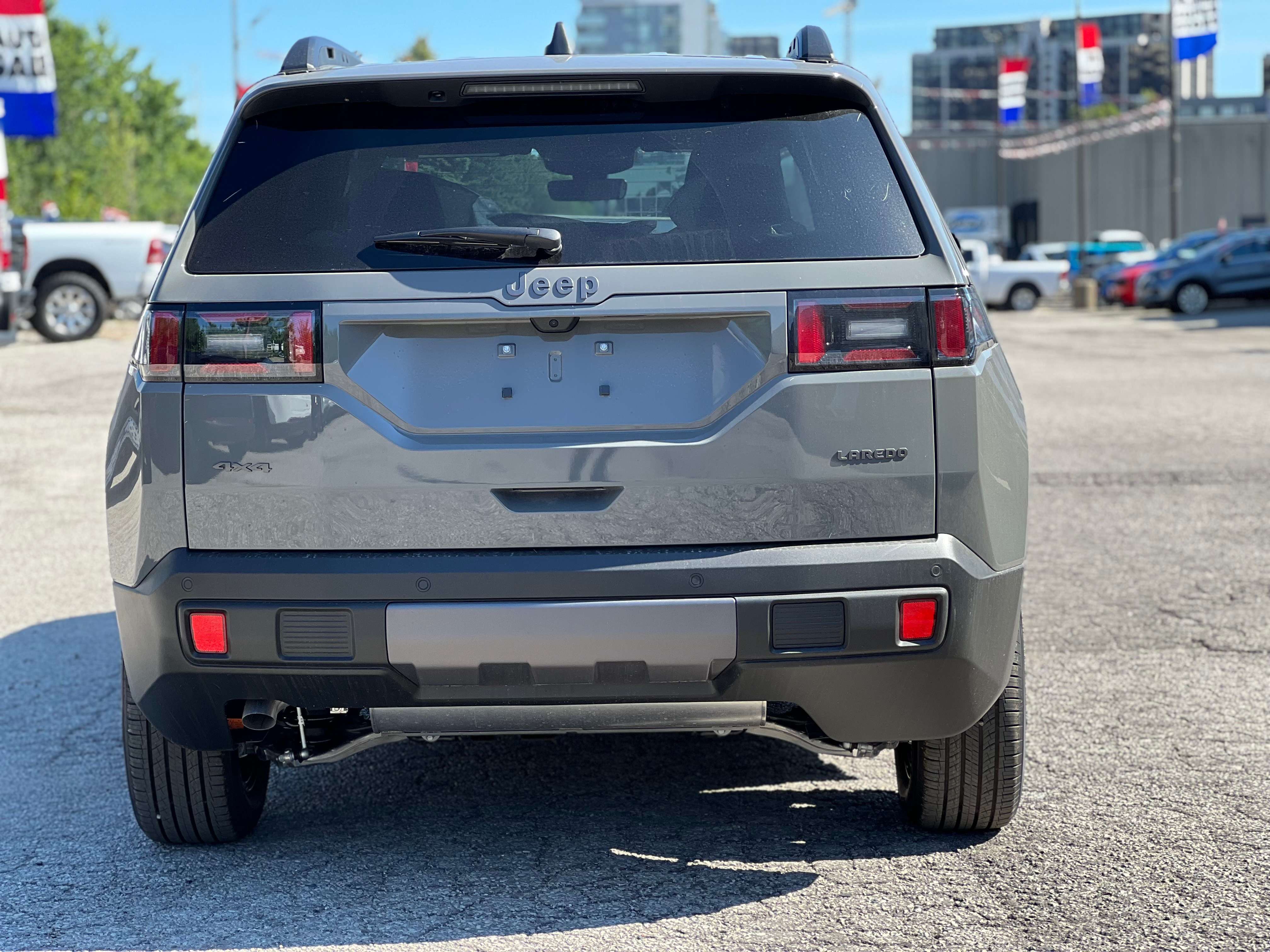 2026 Jeep Cherokee Laredo 4x4 w/Spare Tire — снимка 1