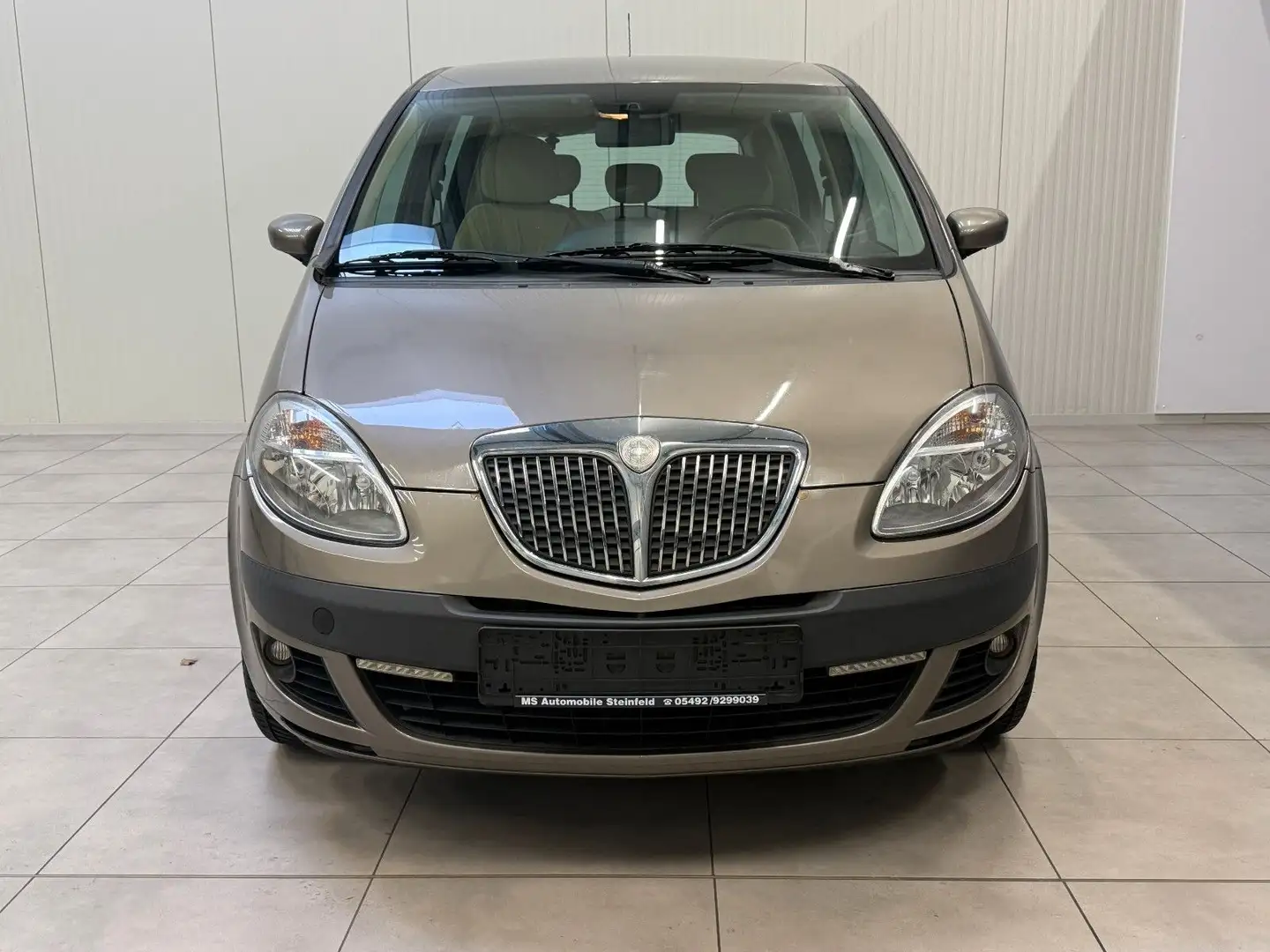 Lancia MUSA Musa 1.4 16V Bellezza AHK / KLIMA / PDC Grau - 2