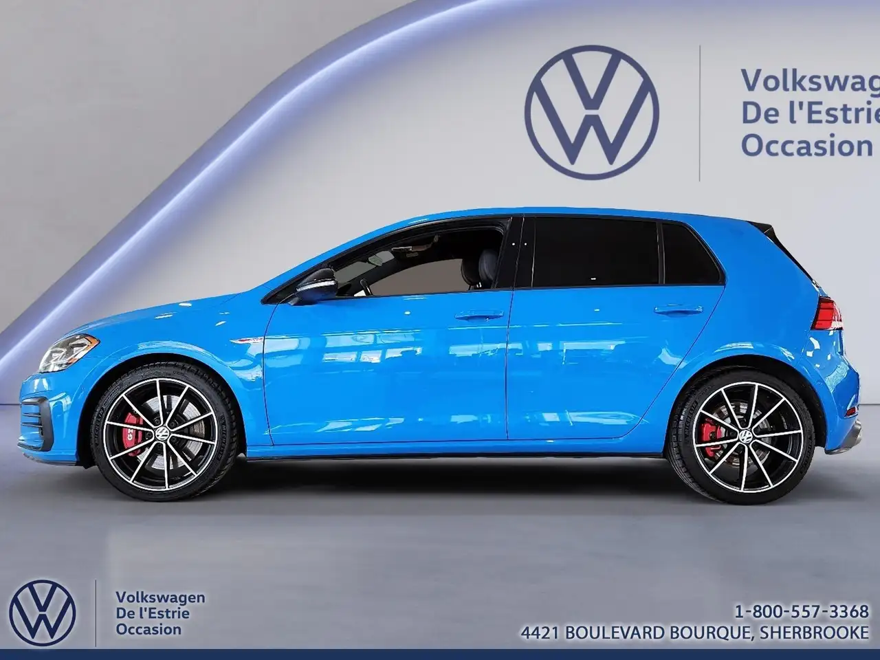 Volkswagen Golf GTI снимка Volkswagen Golf GTI